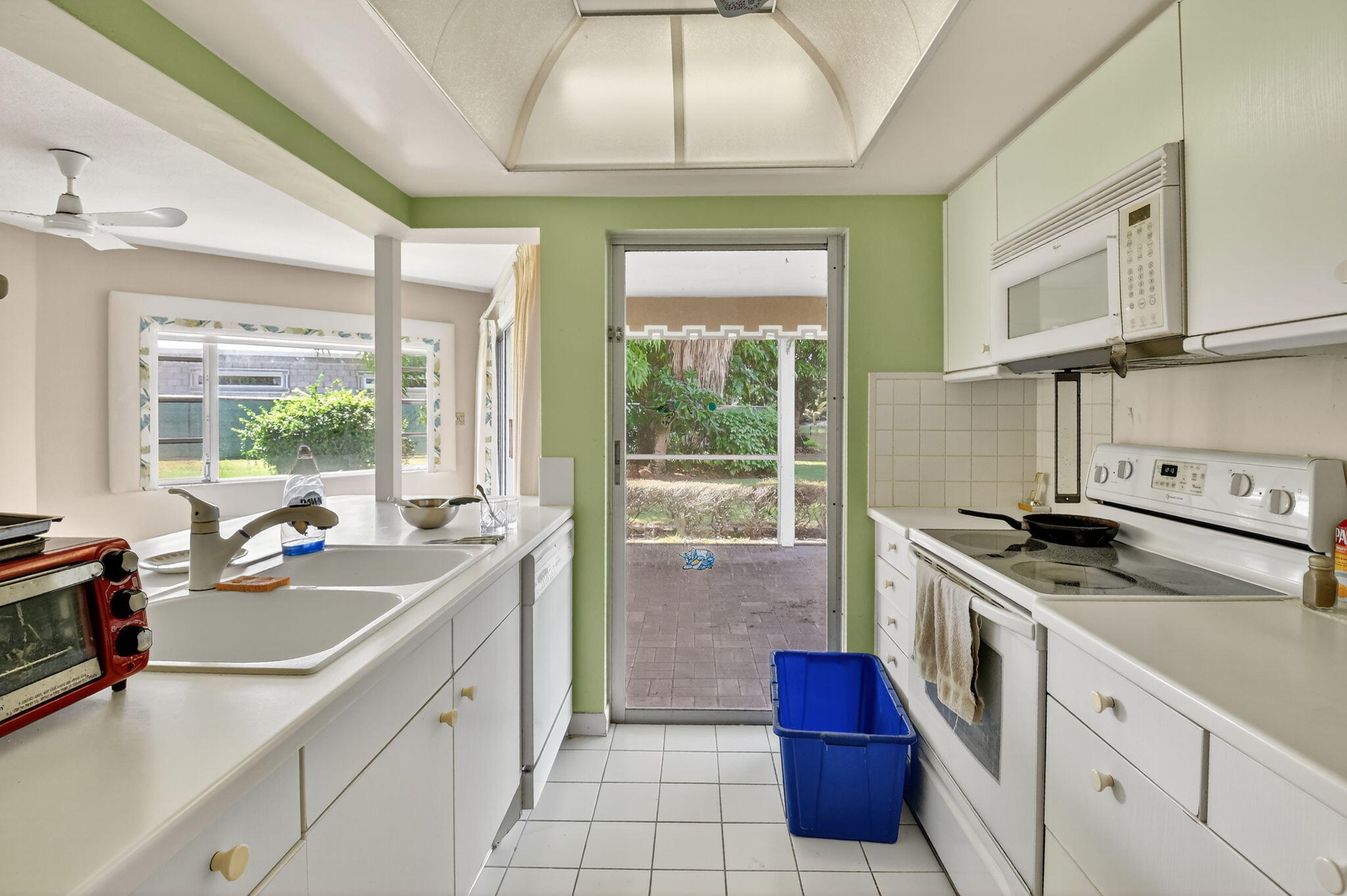 17 Slash Pine Drive