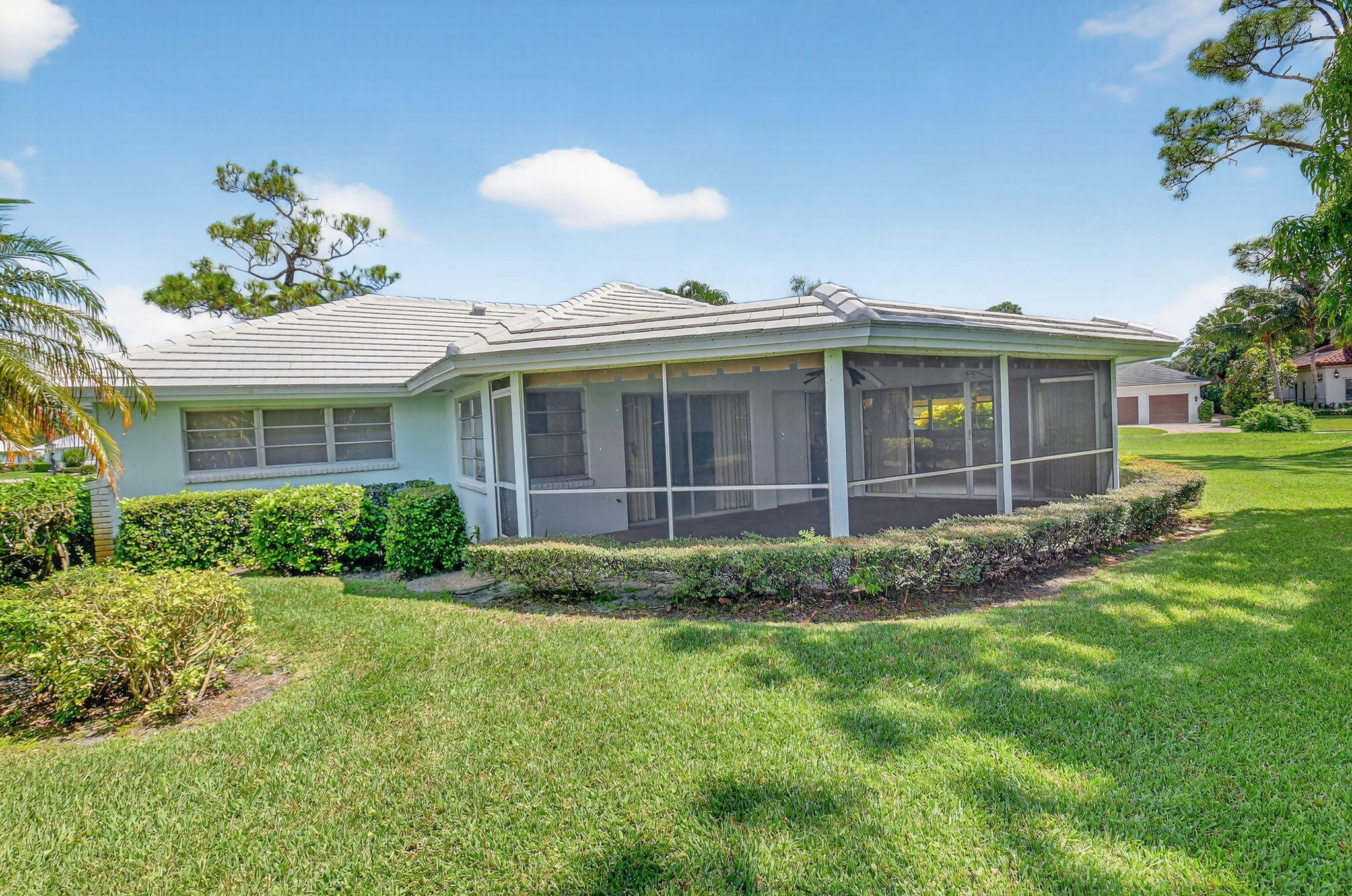 17 Slash Pine Drive