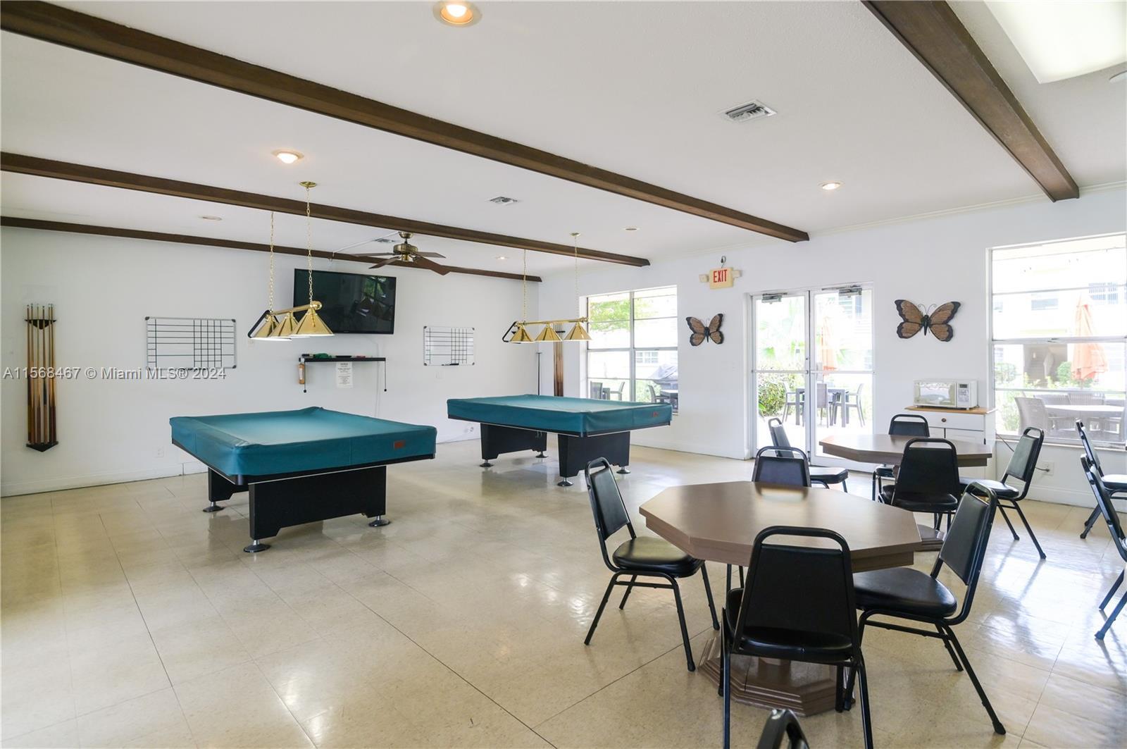 4431 NW 16th Street H207