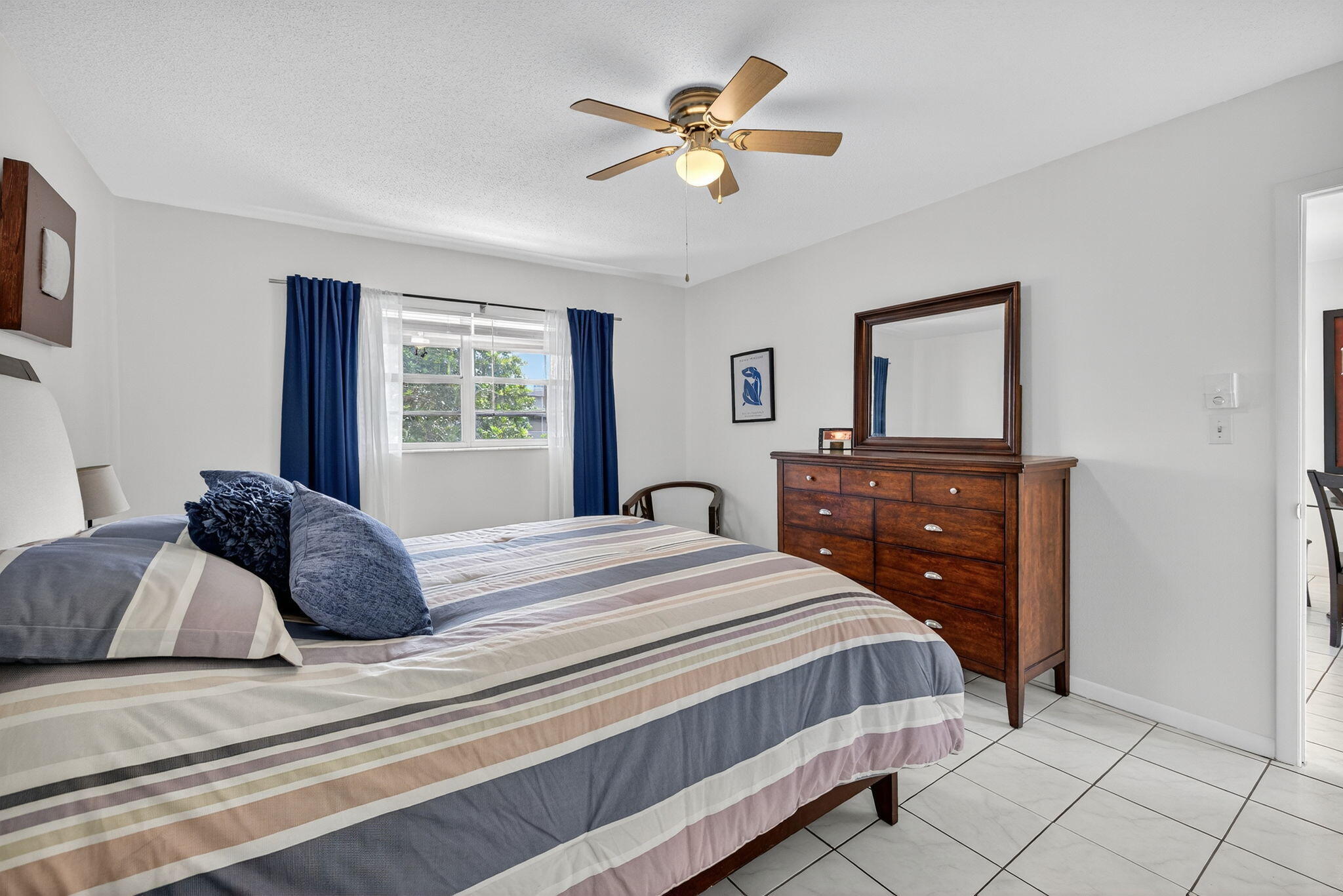 4431 NW 16th Street H207