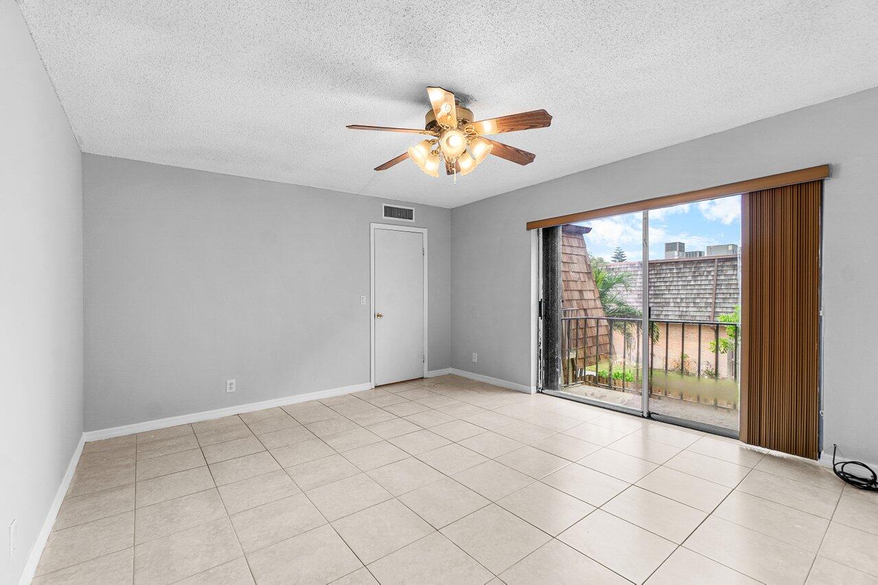 76 Lake Arbor Drive