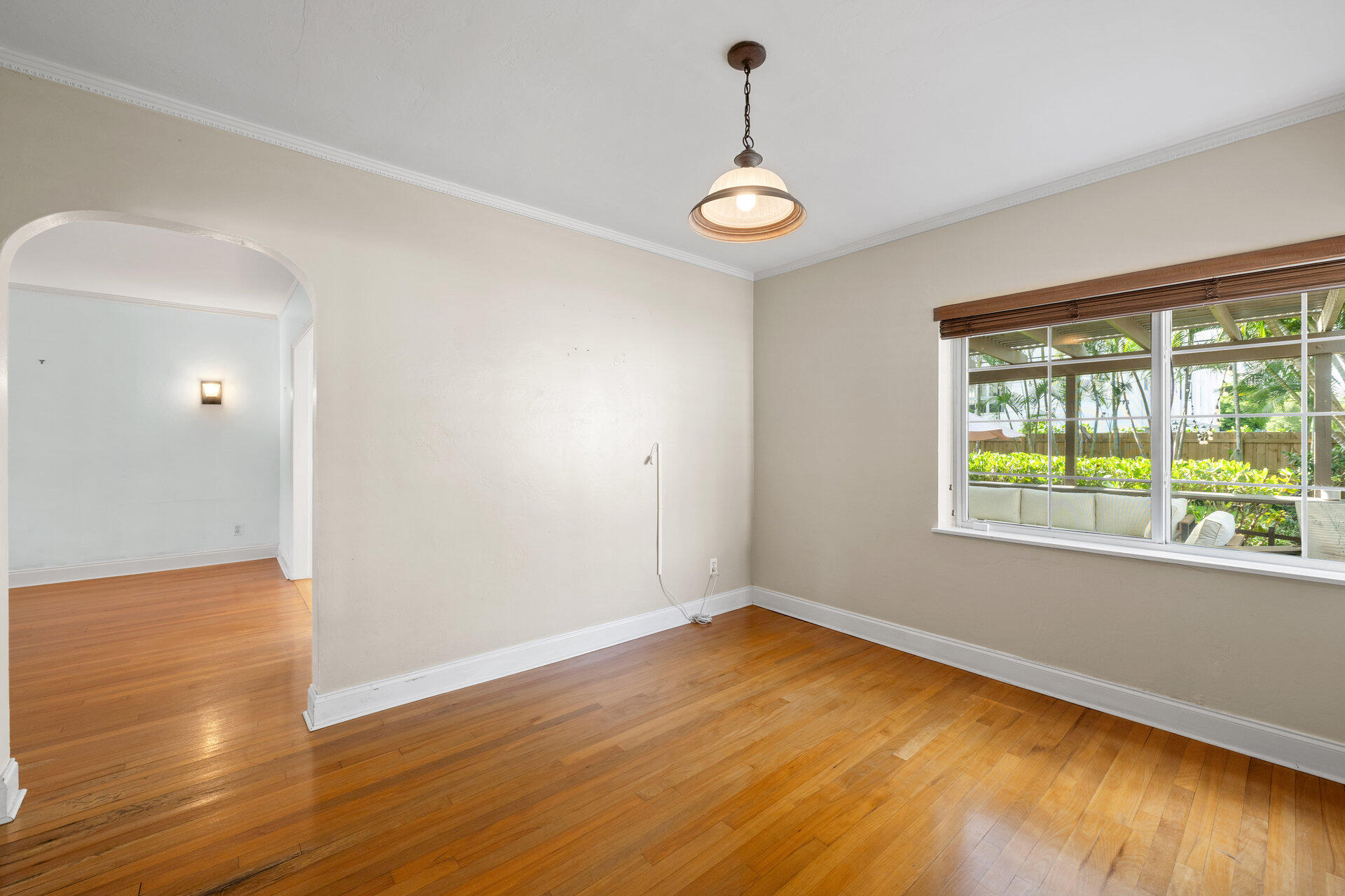 712 SE 11th Court