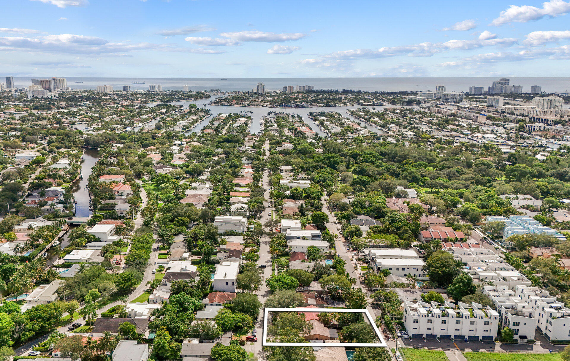 712 SE 11th Court