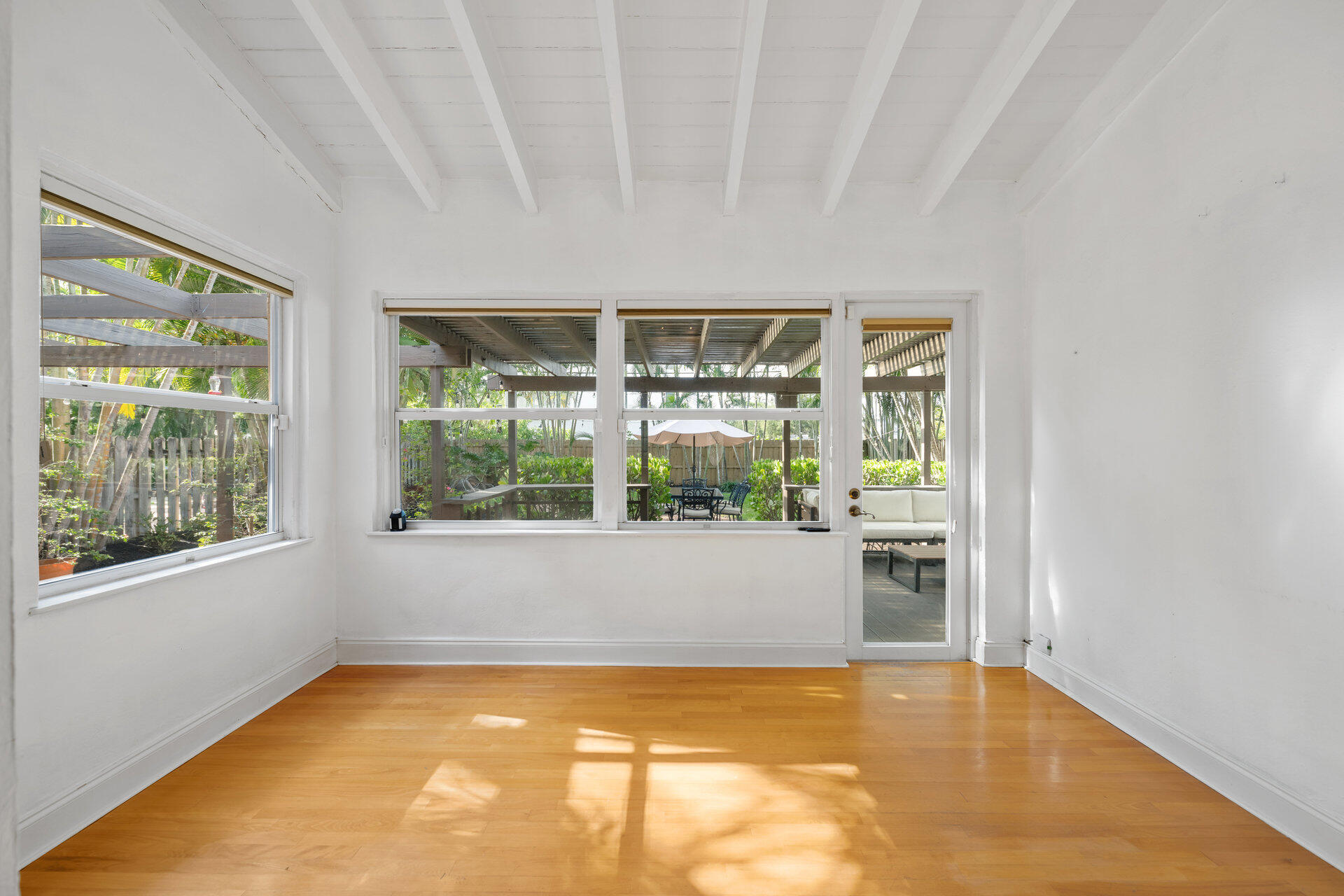 712 SE 11th Court