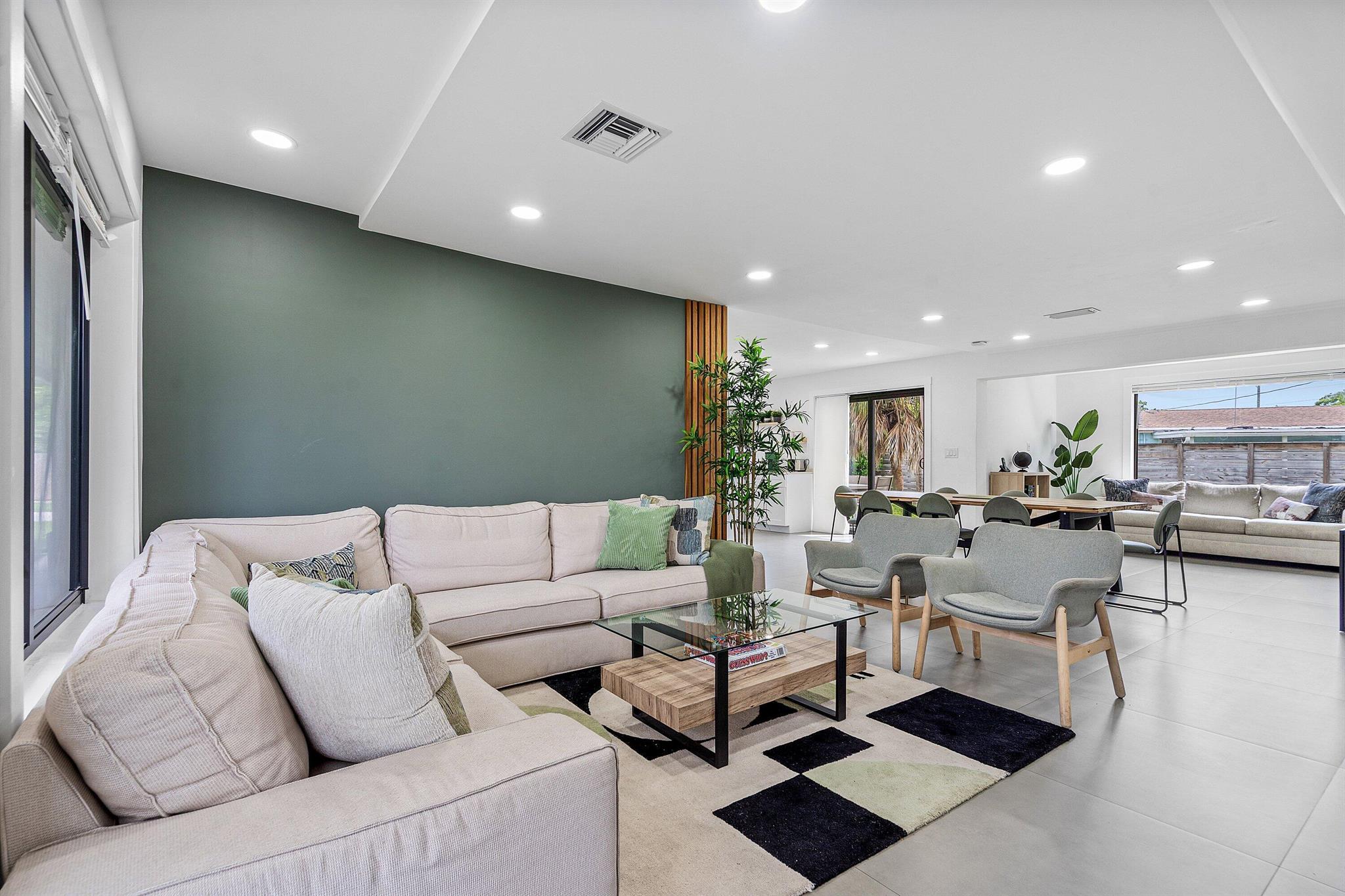 1300 SE 1st Way