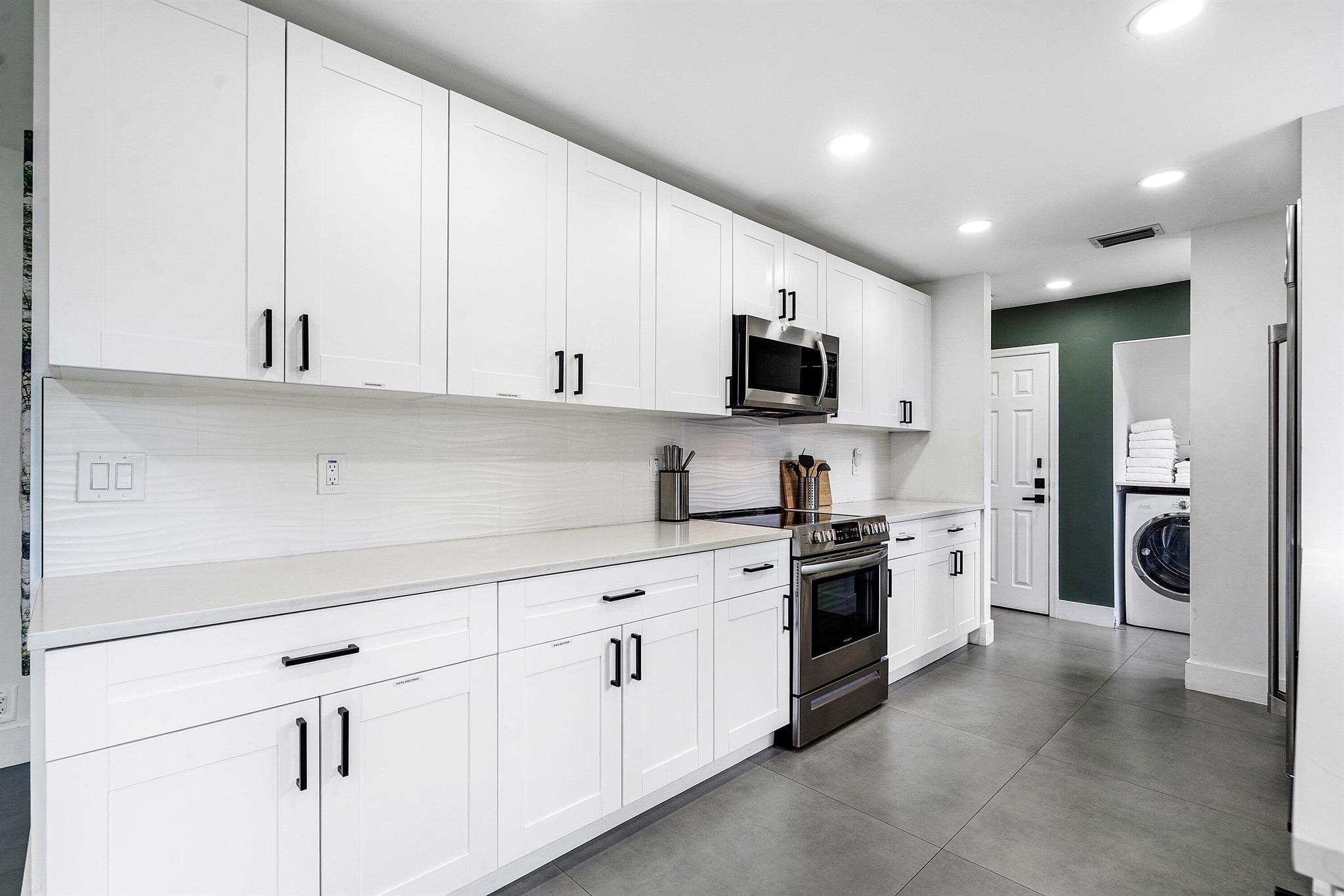 1300 SE 1st Way