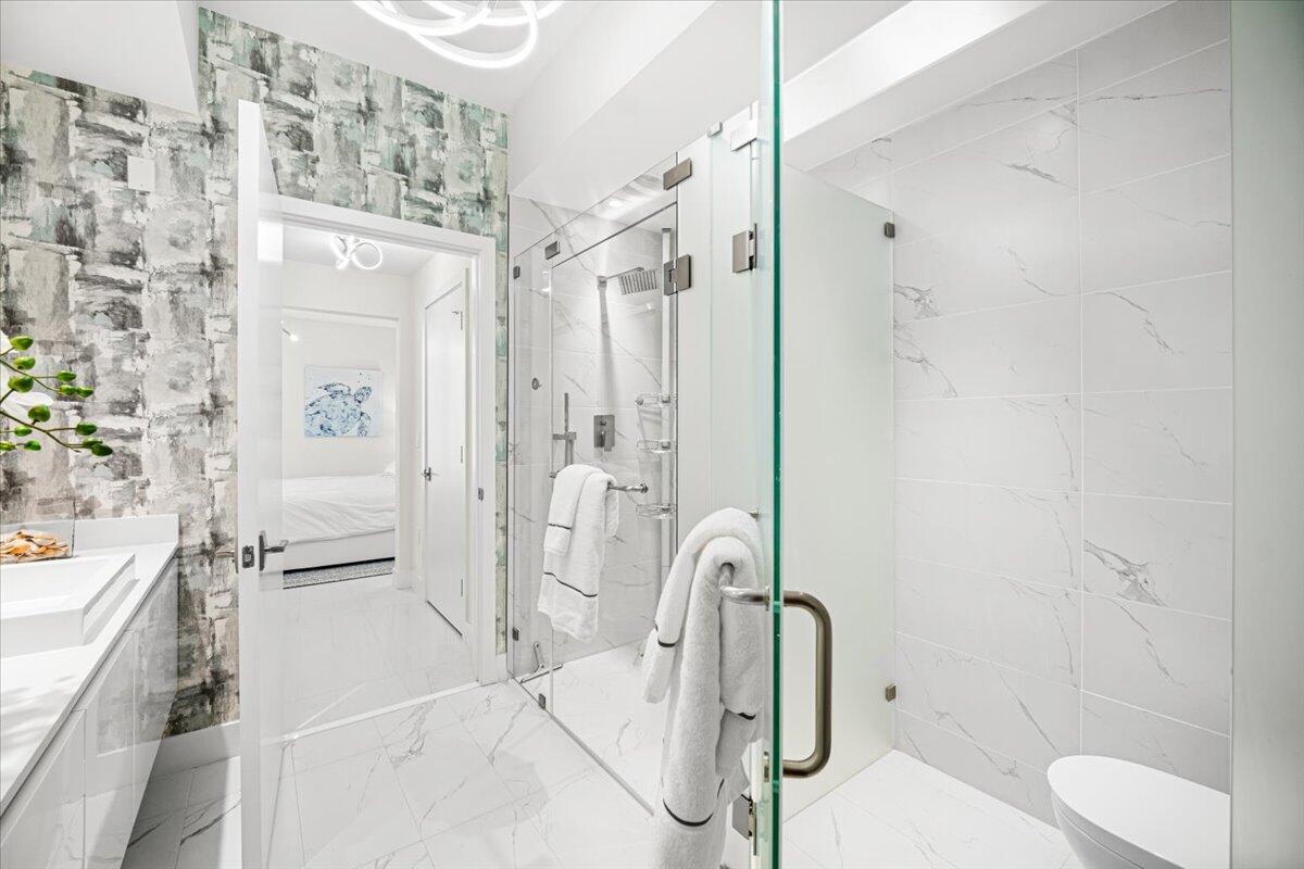 3100 N Ocean Drive P-1004