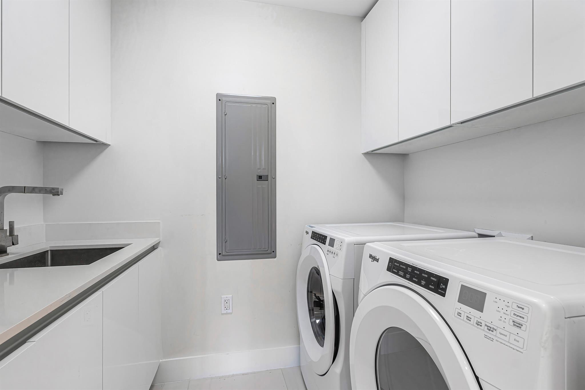 3100 N Ocean Drive P-1004