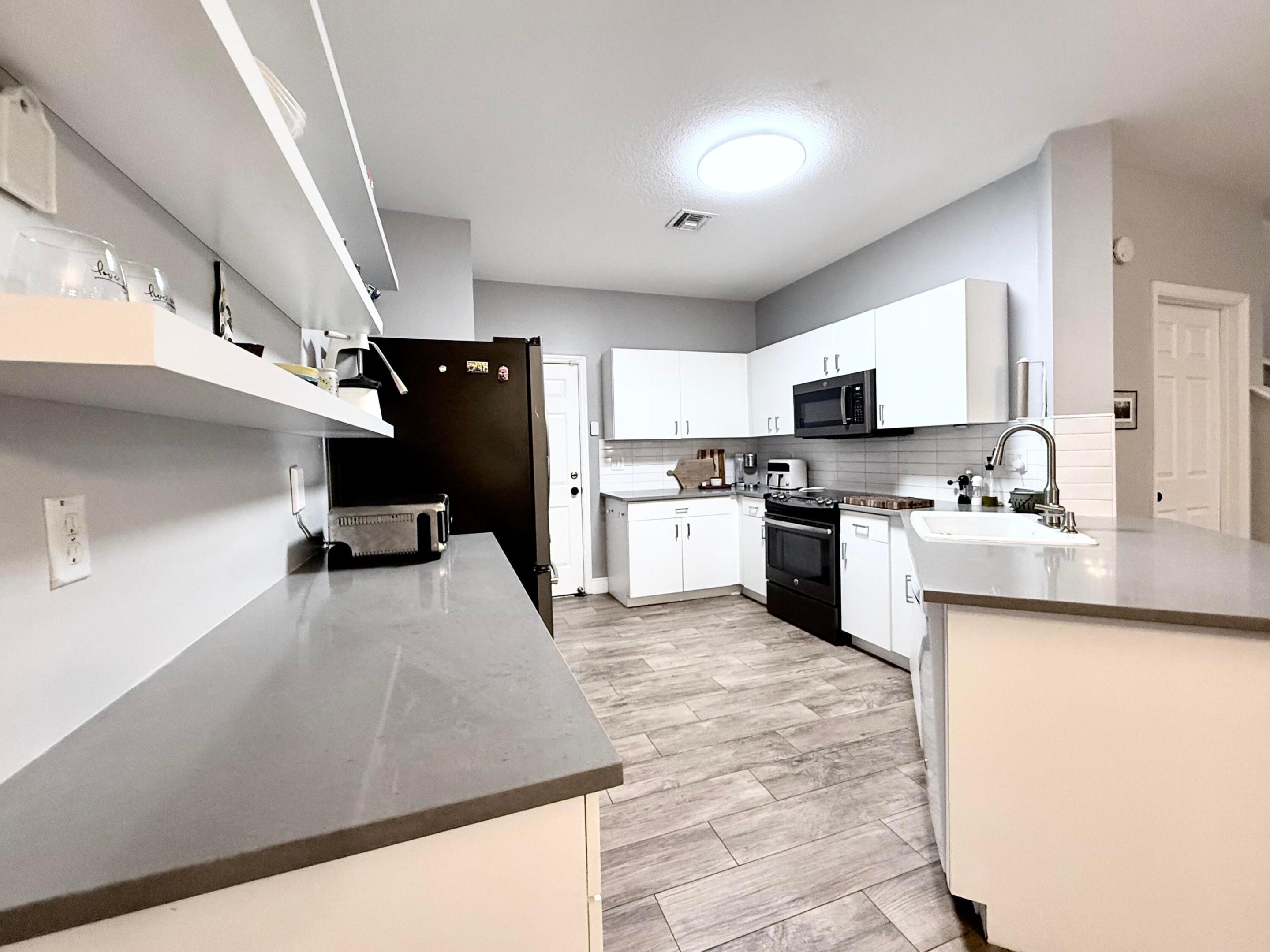 9138 Villa Palma Lane