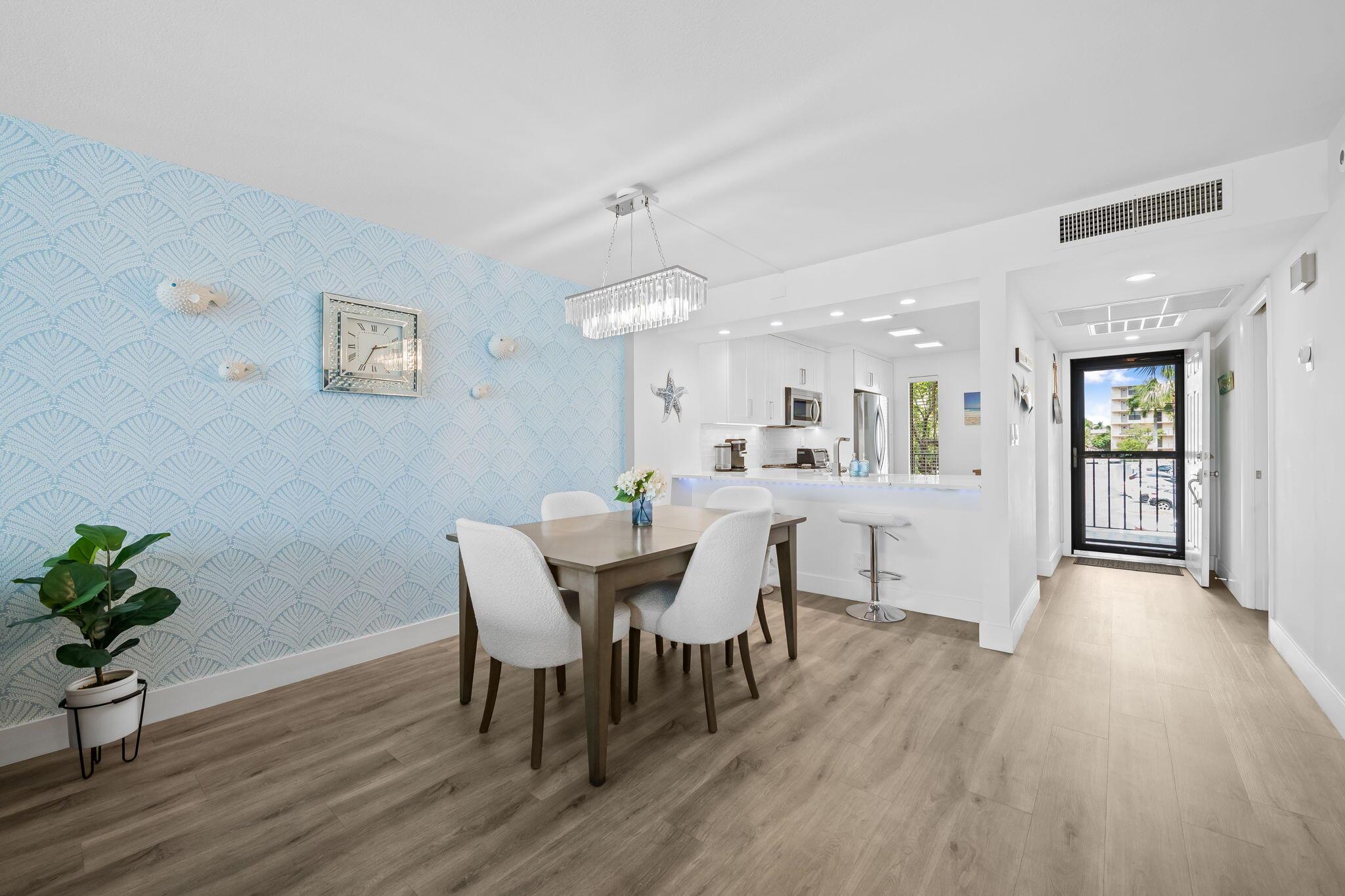 15 Royal Palm Way 202