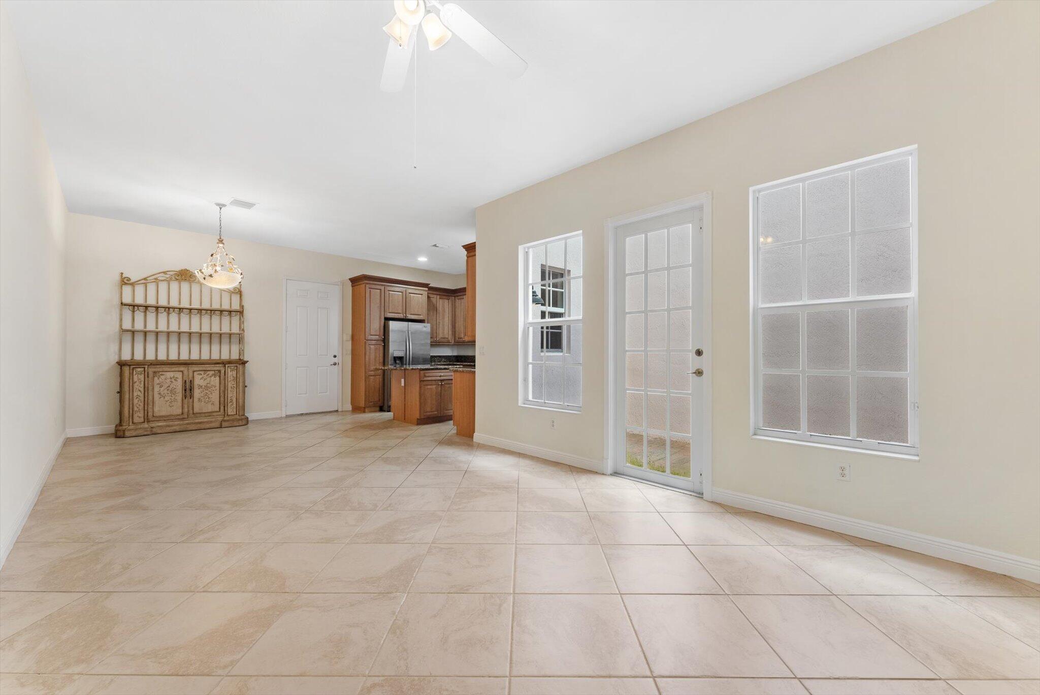 806 NW 83rd Lane