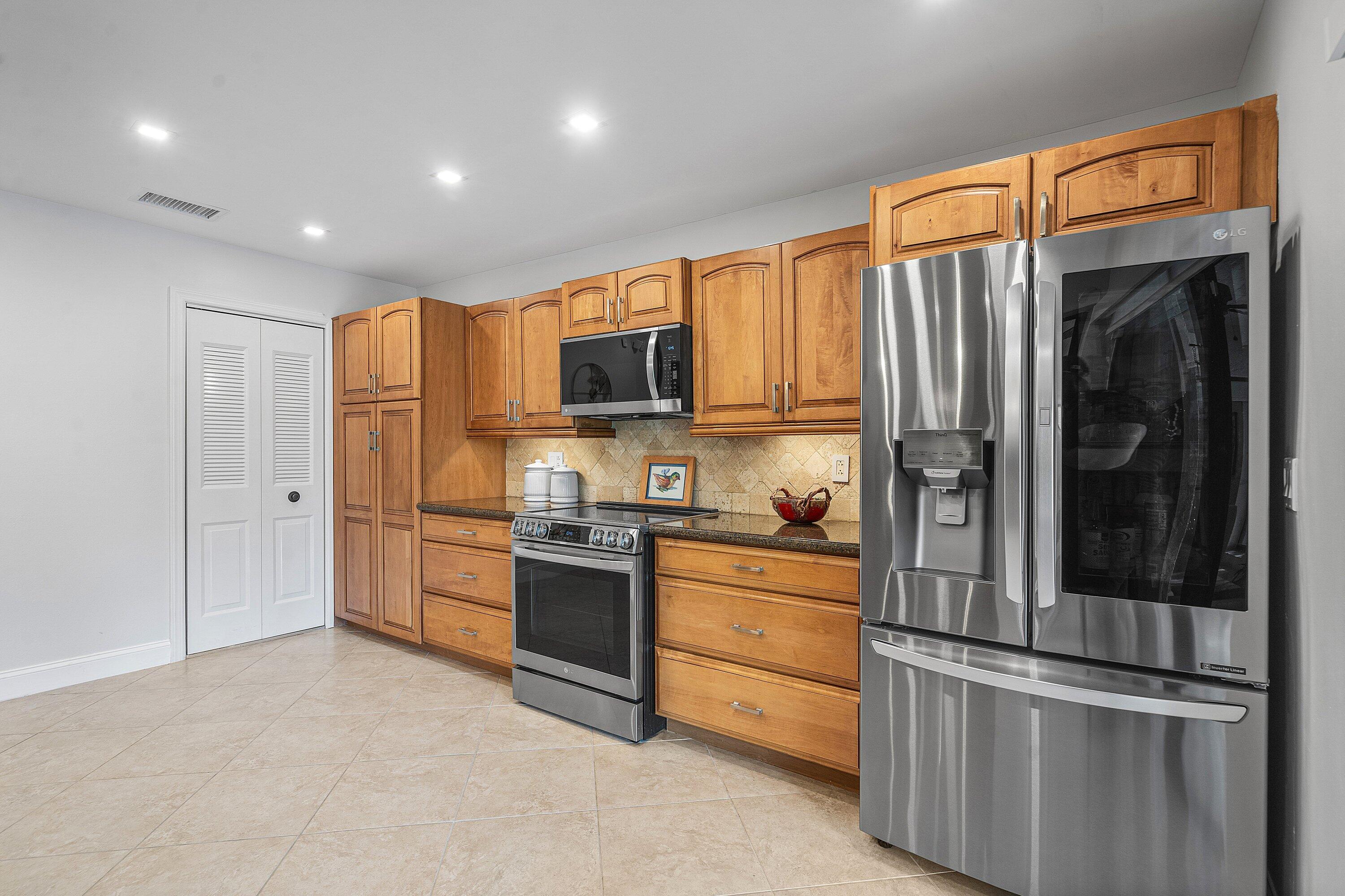 3113 Deer Creek Lake Shore Drive