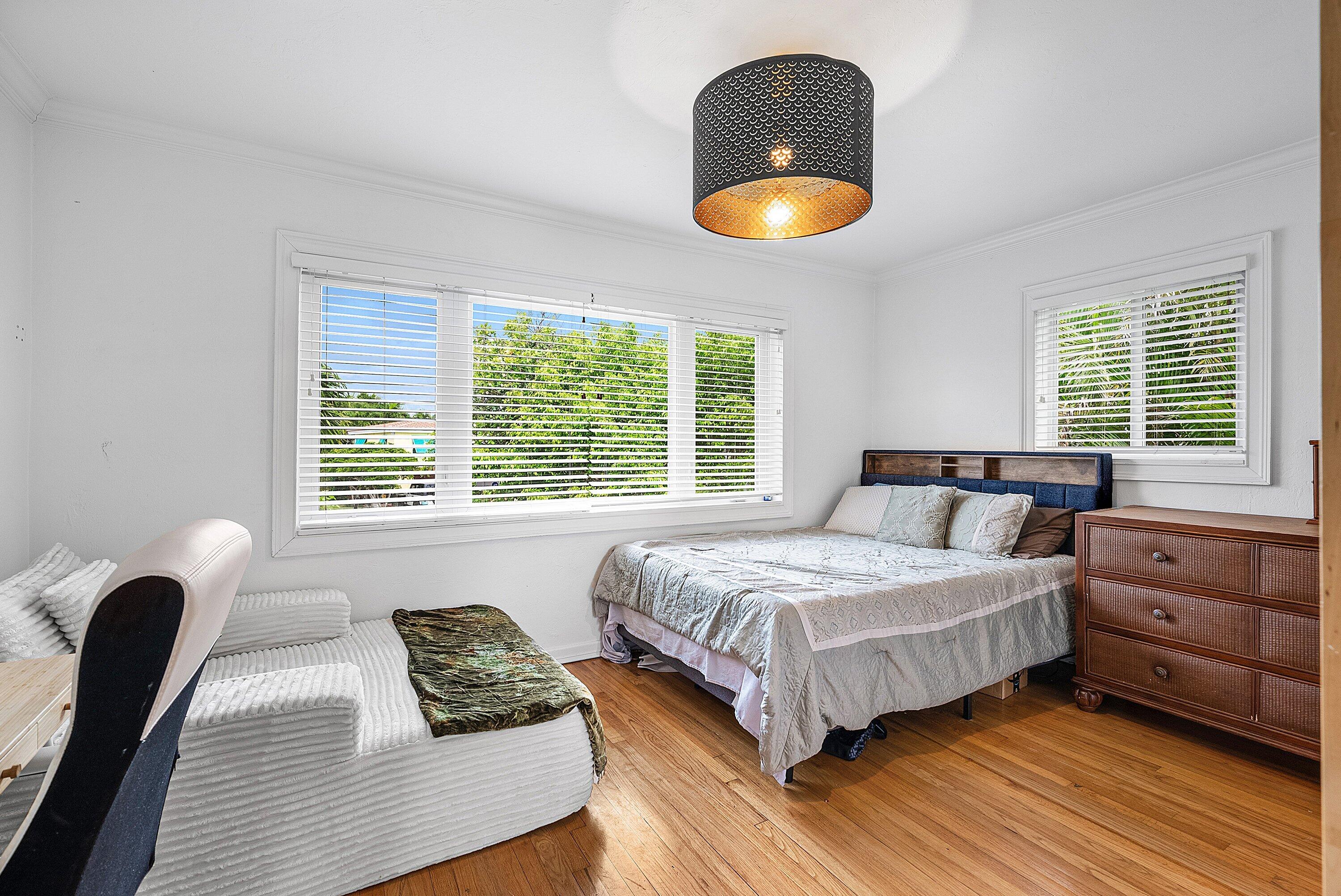 1290 NE 4th Avenue, Boca Raton