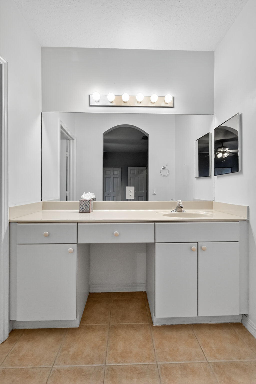 5000 SW 136th Avenue