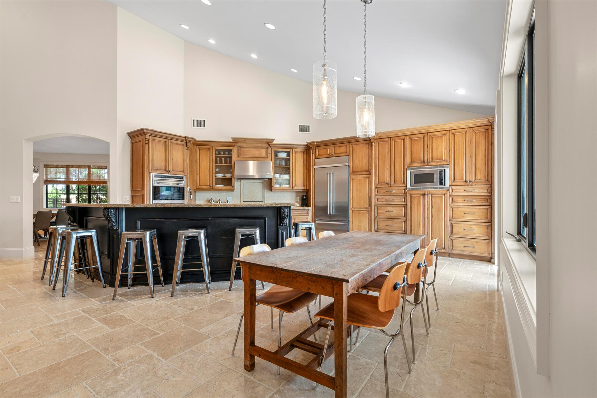 5734 Paddington Way