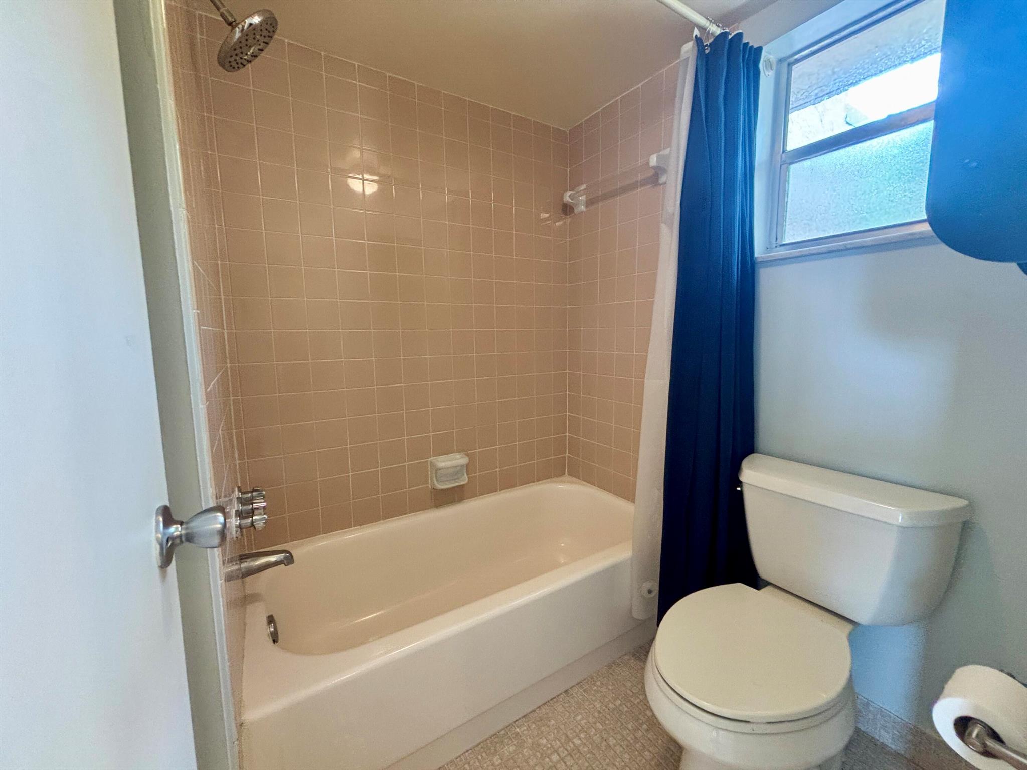 9410 Tangerine Pl 403