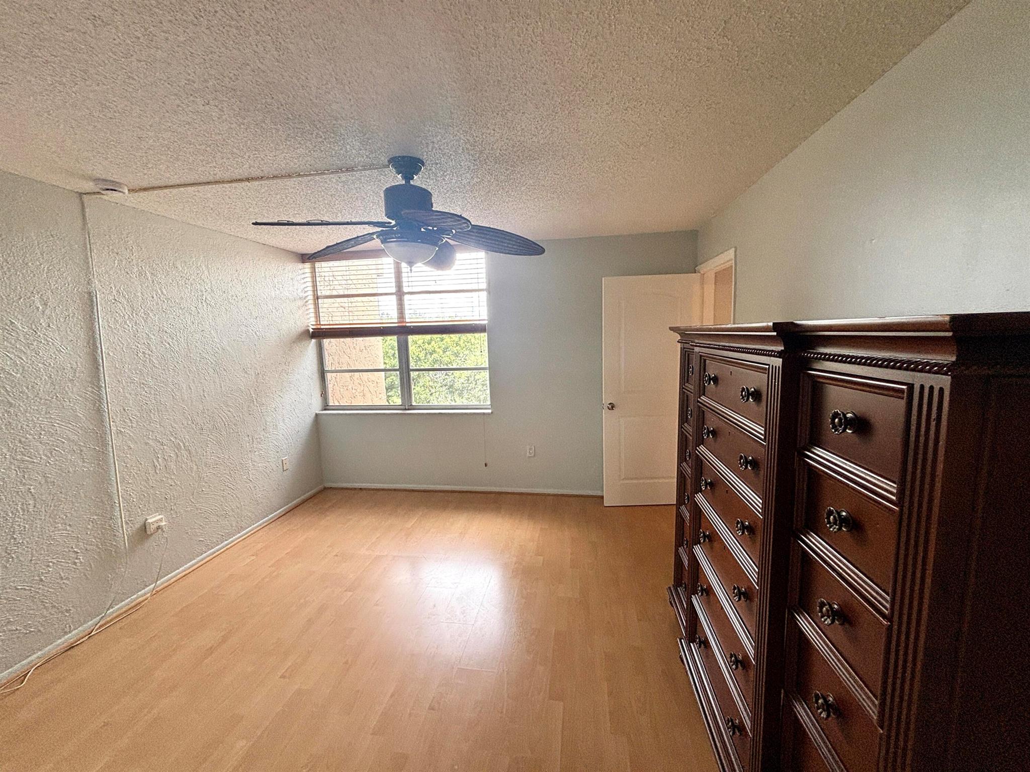 9410 Tangerine Pl 403