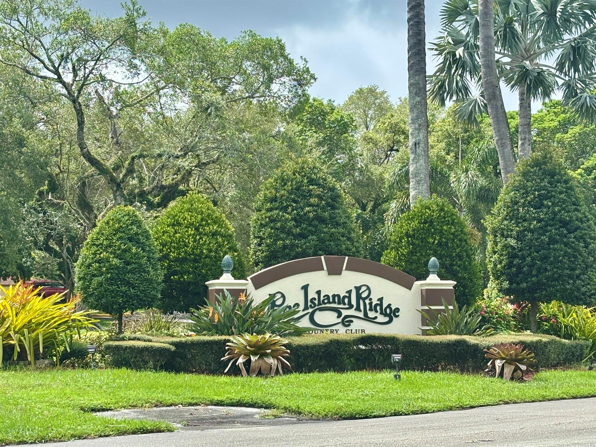 9410 Tangerine Pl 403