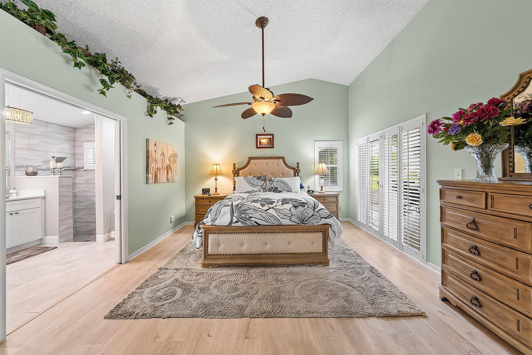 8582 Tourmaline Boulevard