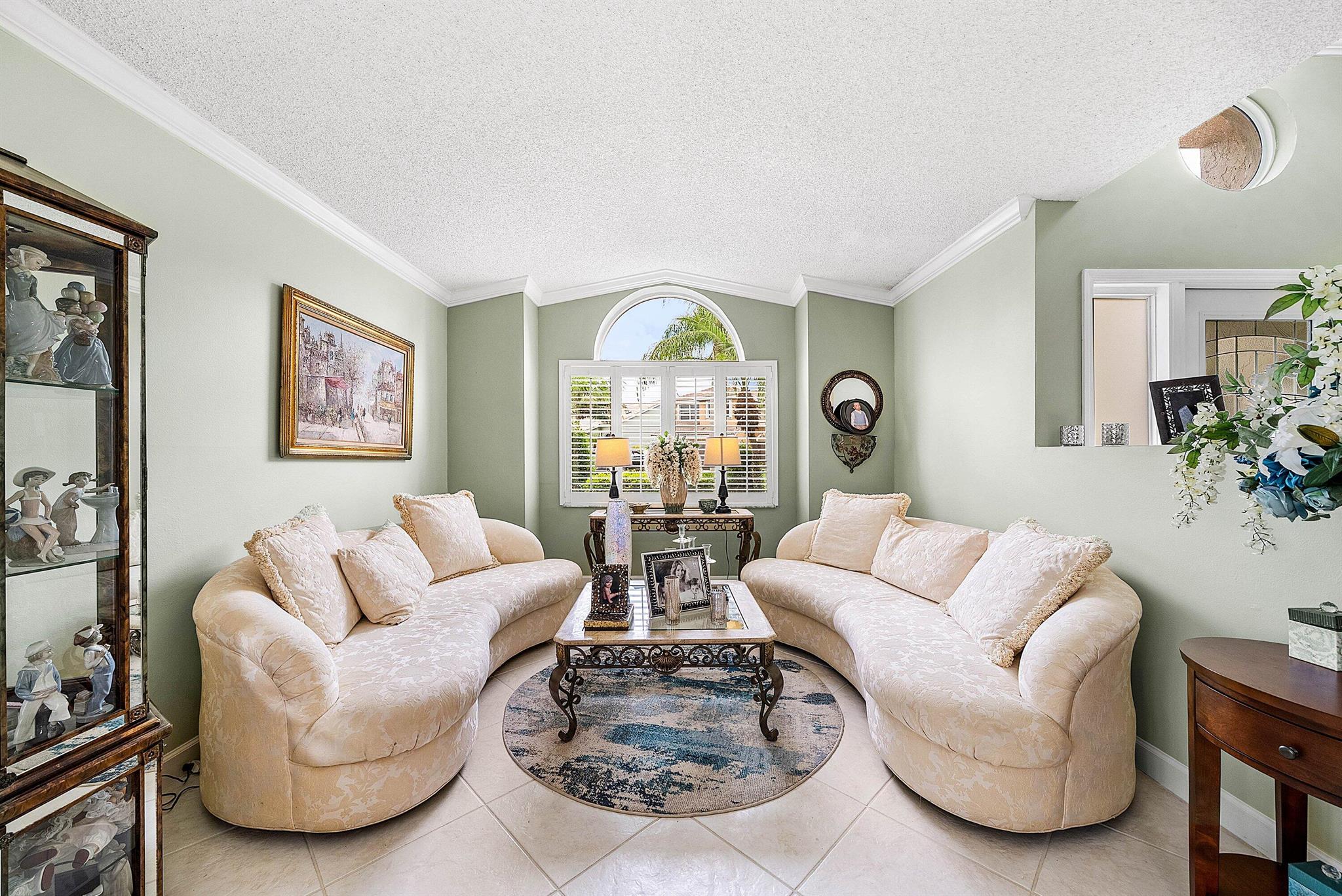 8582 Tourmaline Boulevard