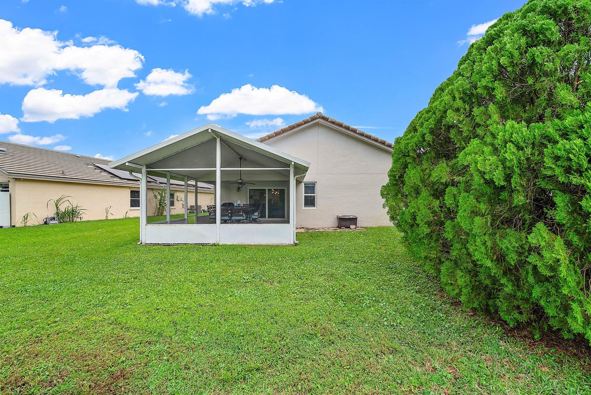 8582 Tourmaline Boulevard