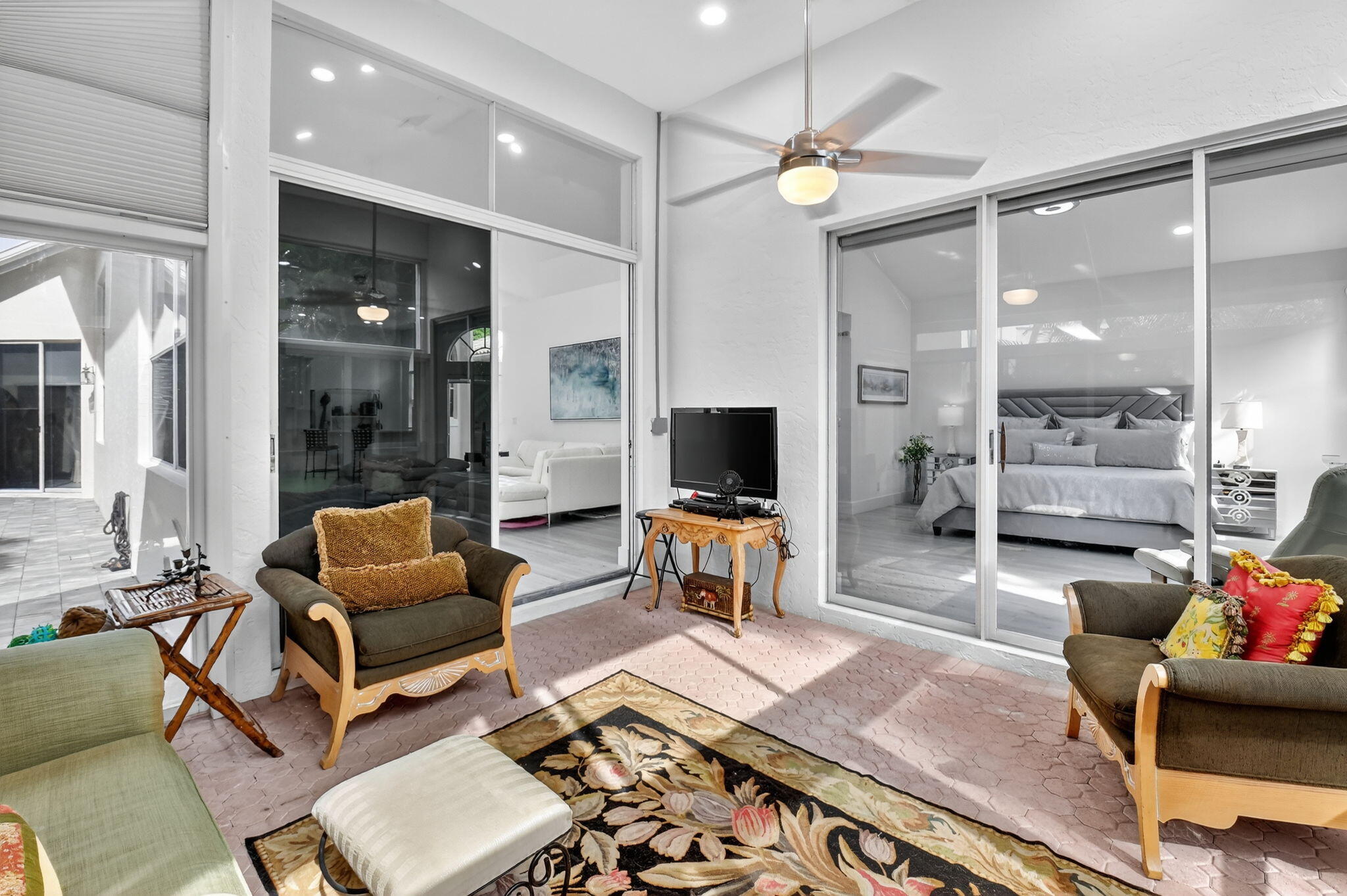 6668 NW 25th Terrace