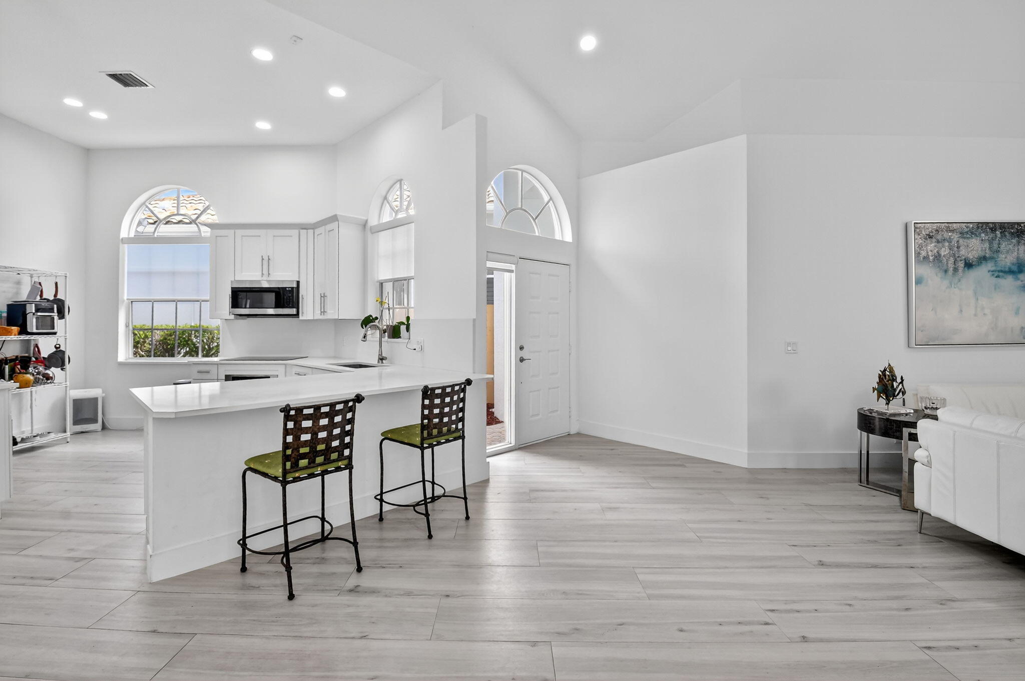 6668 NW 25th Terrace