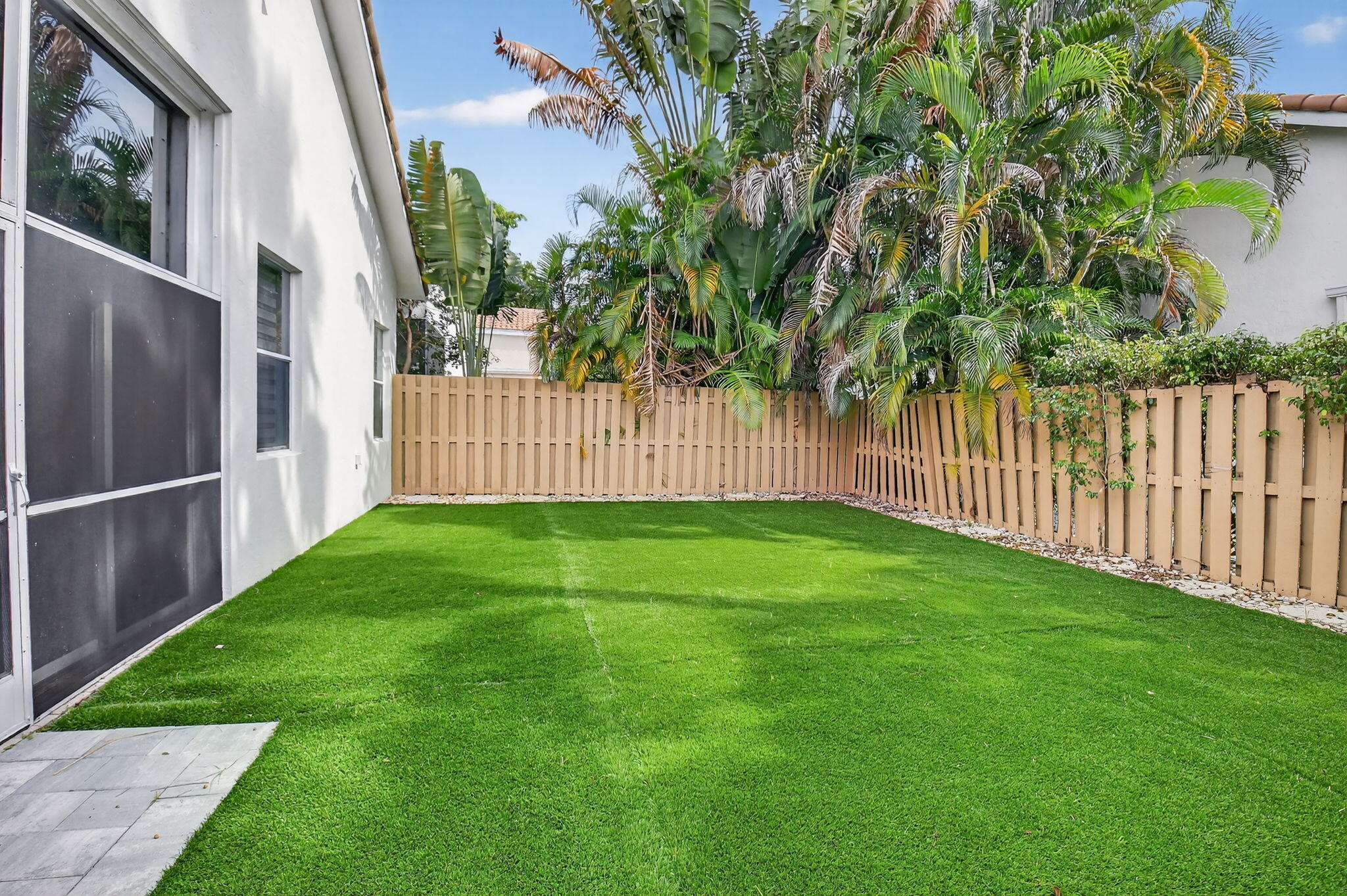 6668 NW 25th Terrace