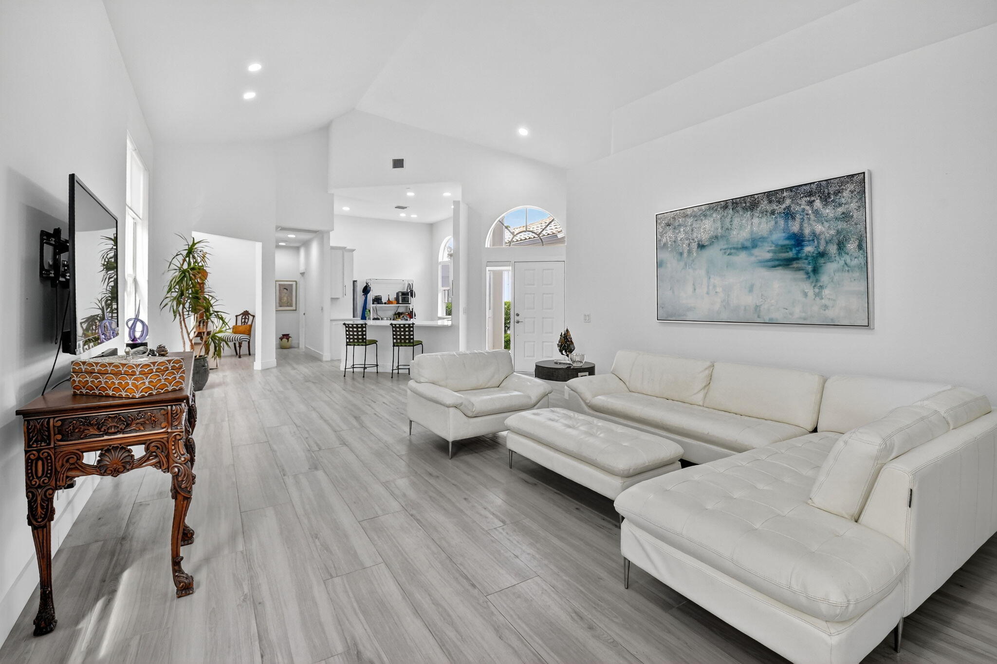 6668 NW 25th Terrace