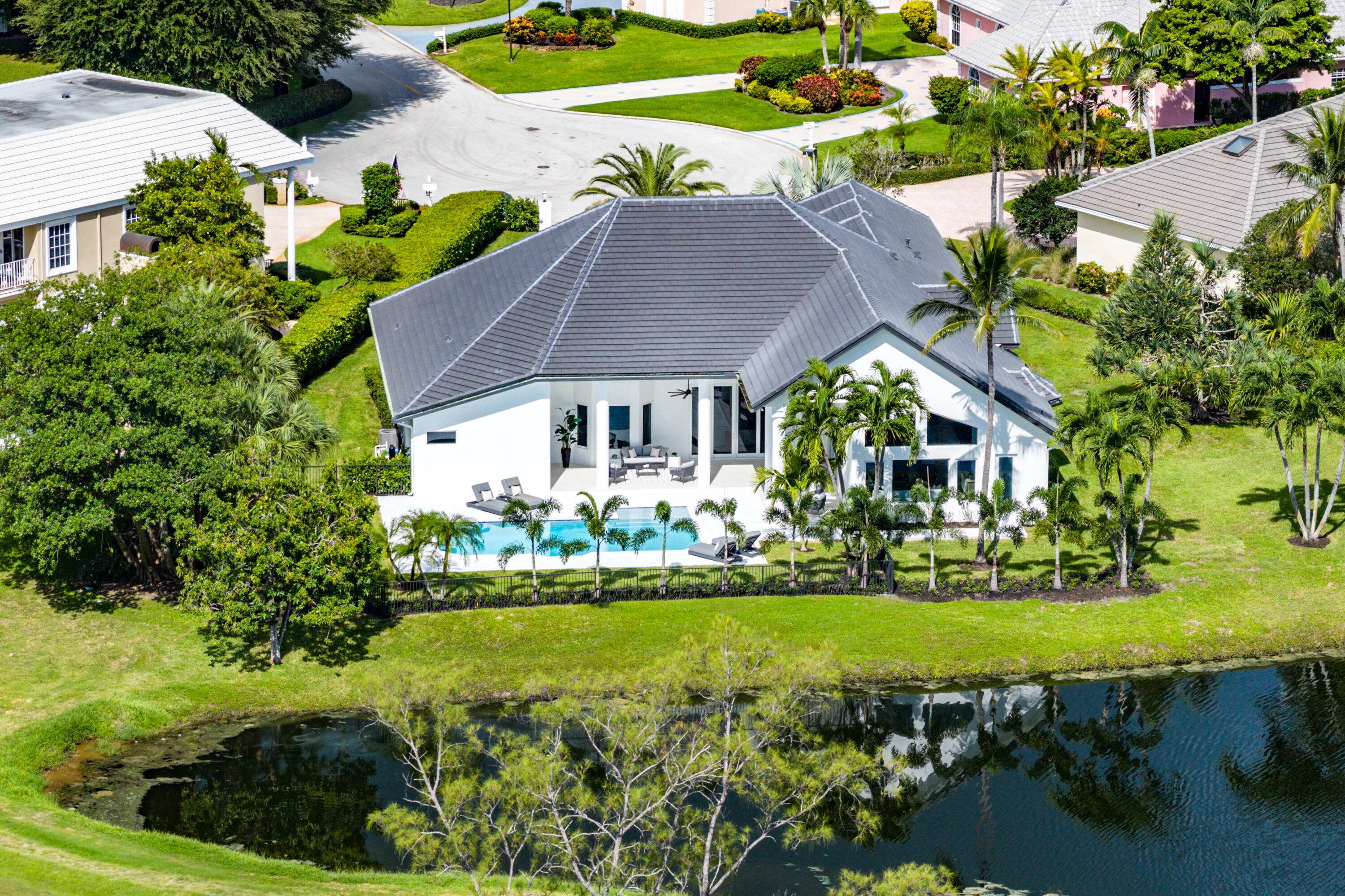 100 Glenbrook Court