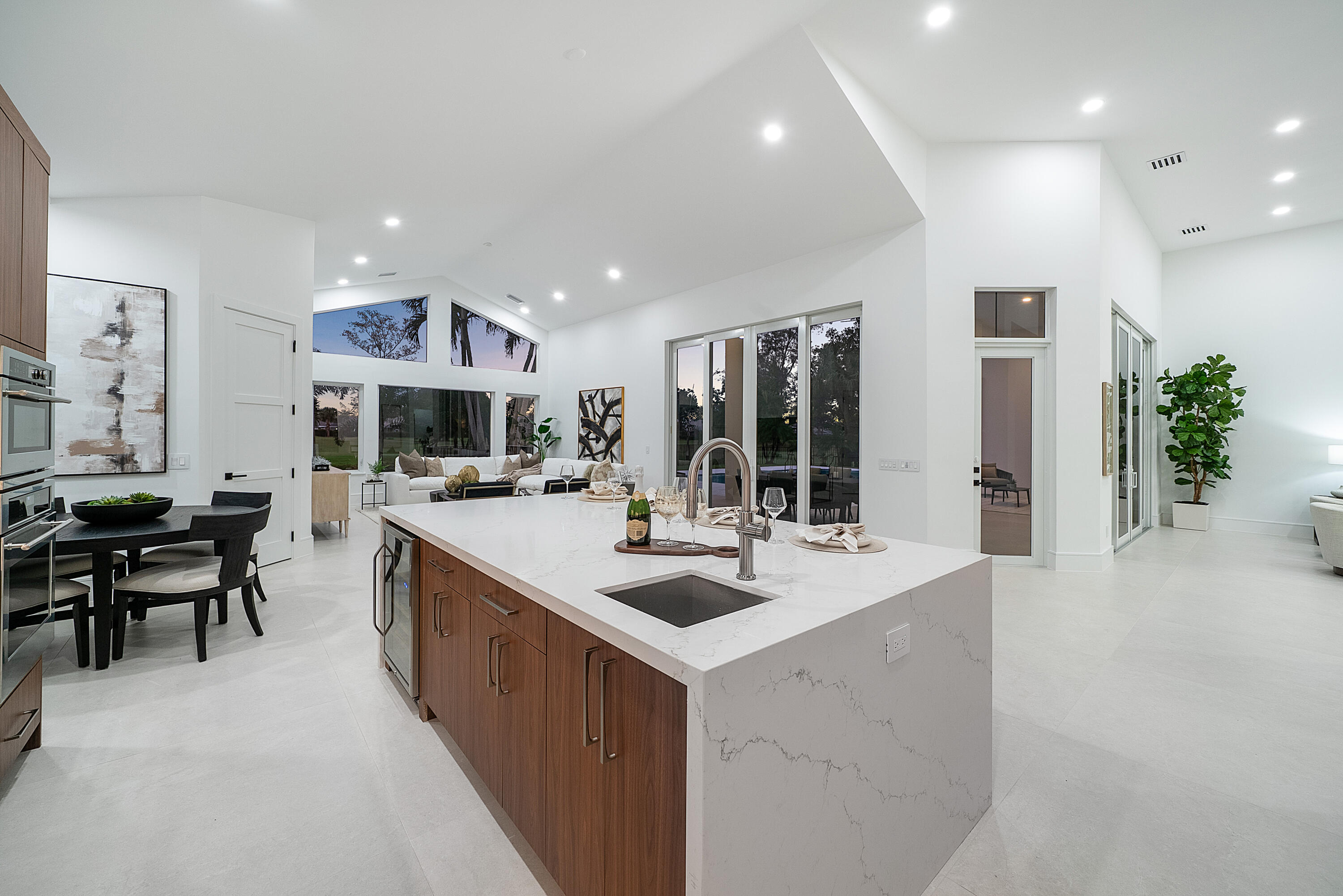 100 Glenbrook Court