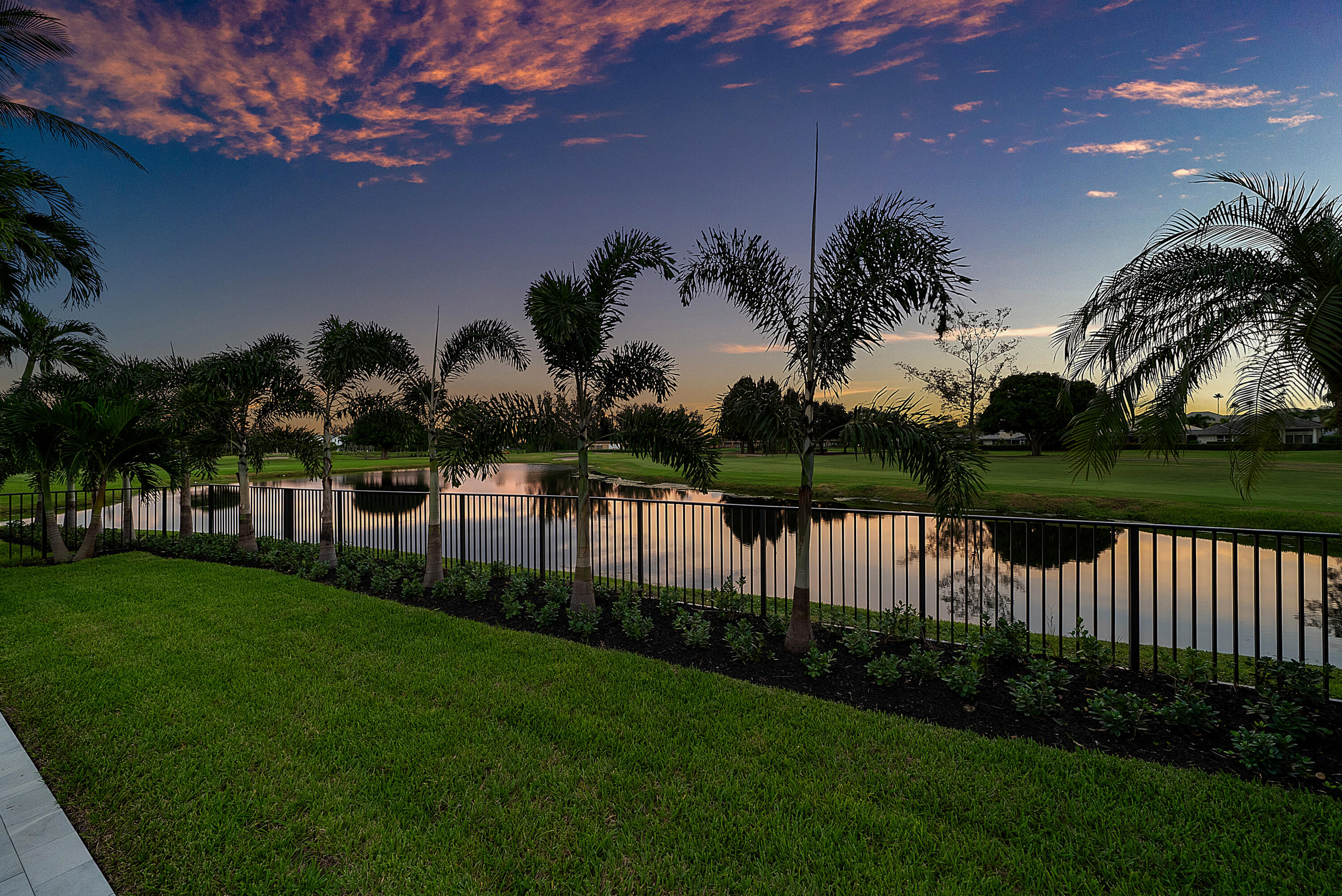 100 Glenbrook Court
