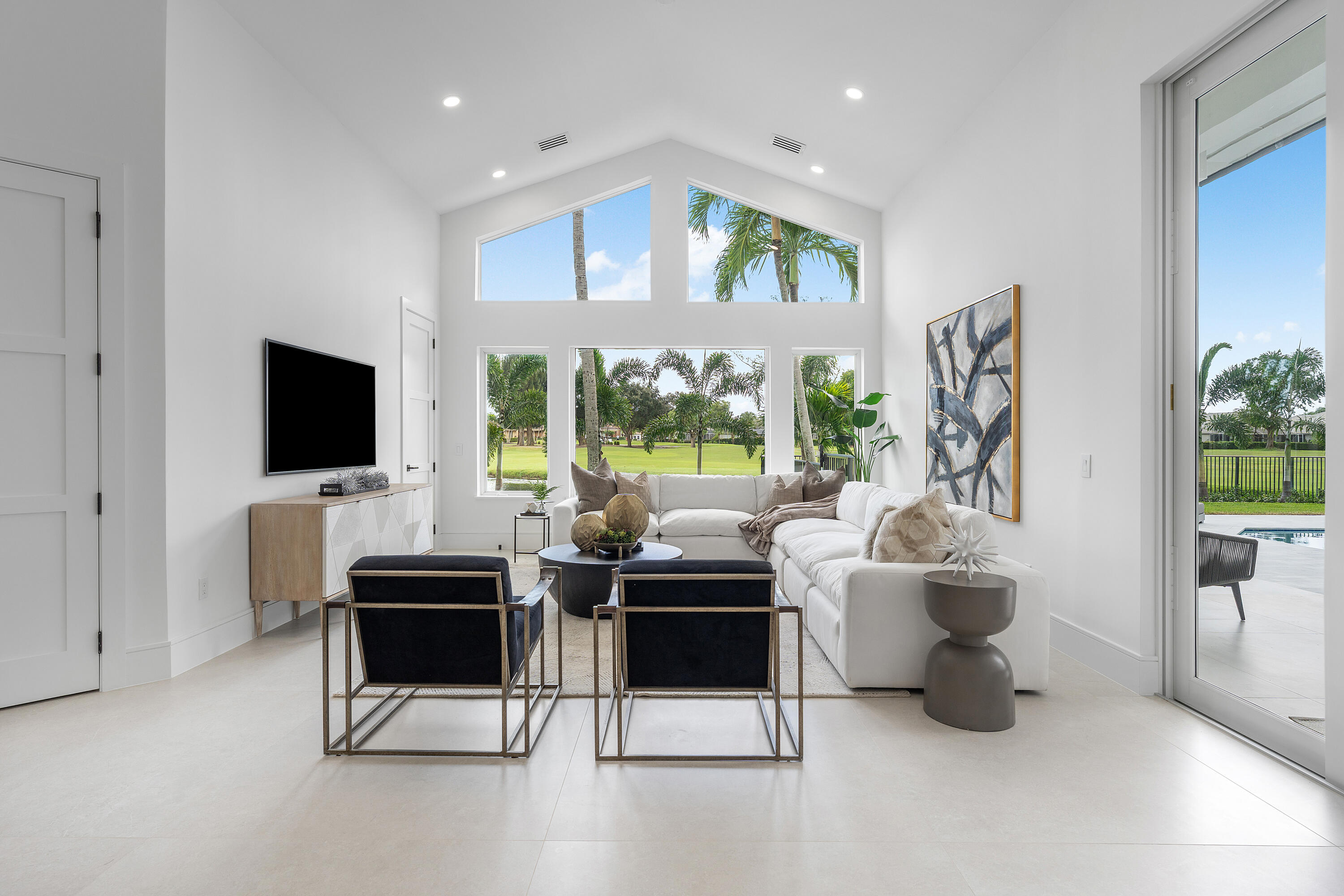 100 Glenbrook Court