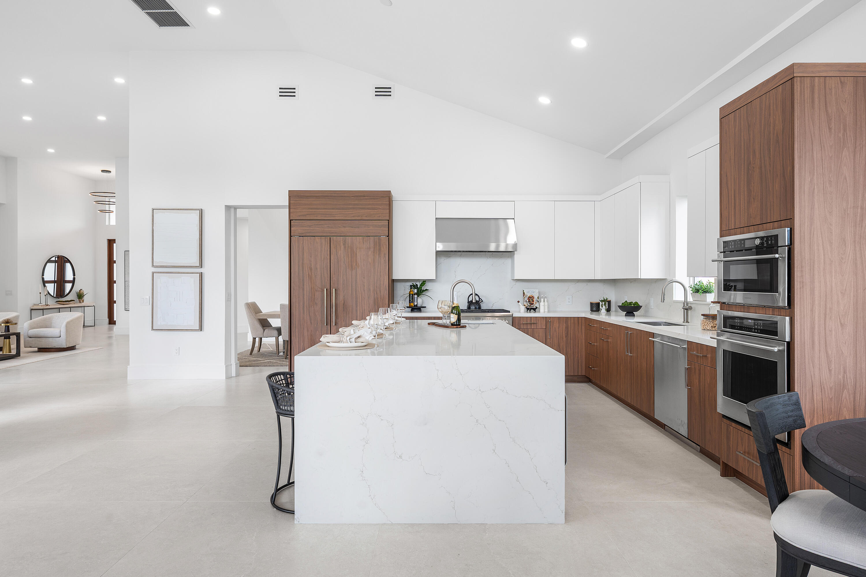 100 Glenbrook Court