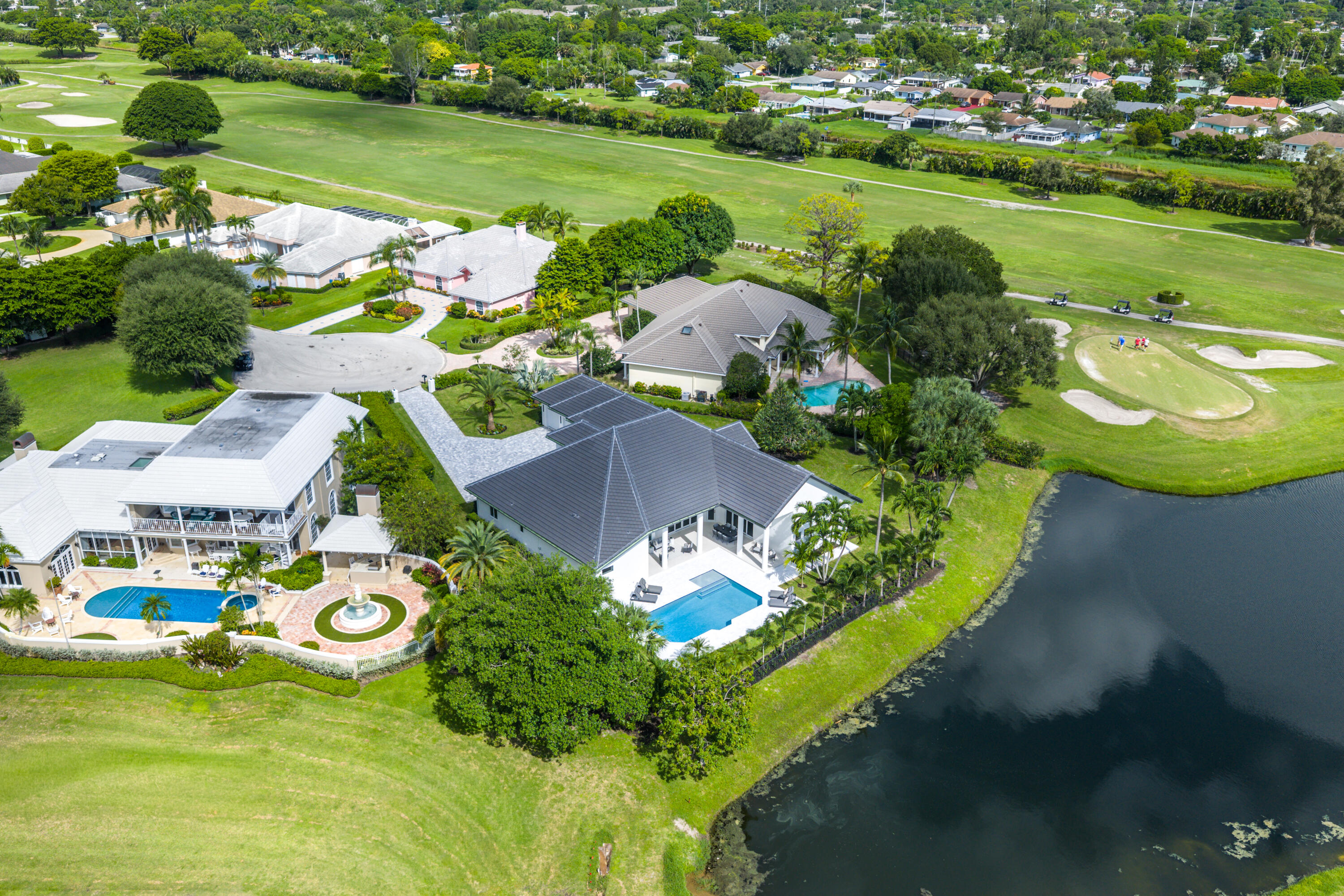 100 Glenbrook Court