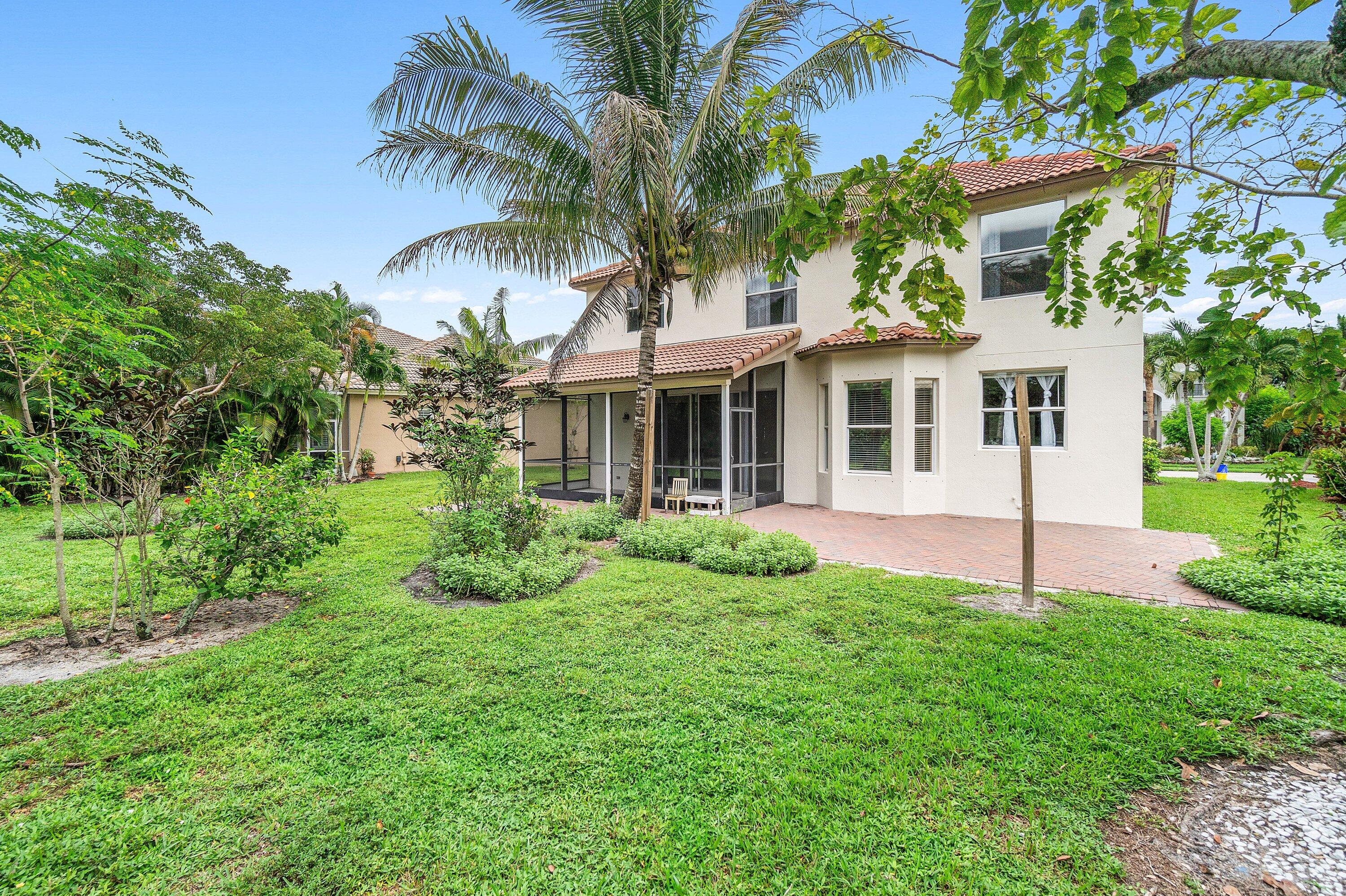 3988 W Hamilton