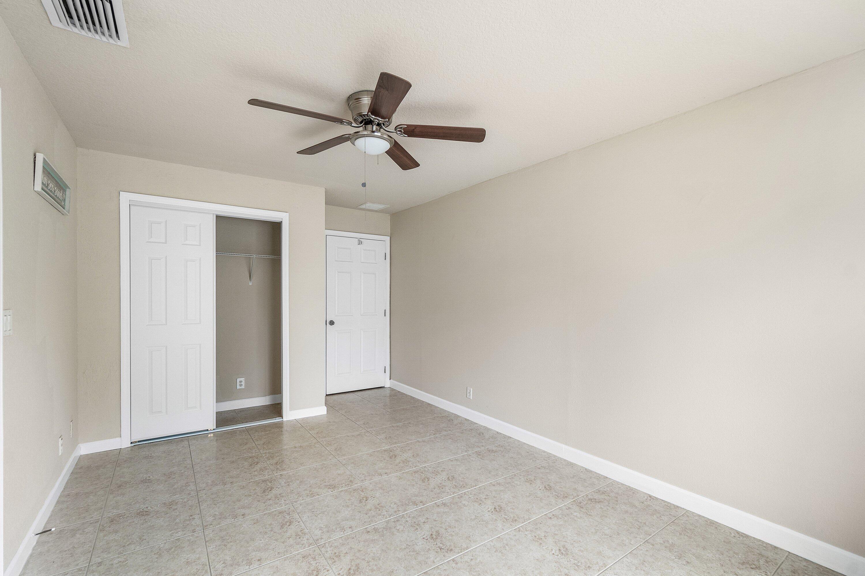 3988 W Hamilton