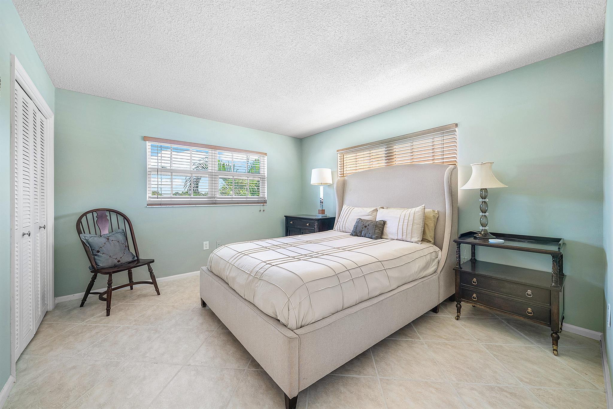 145 Atlantis 201 Boulevard 201