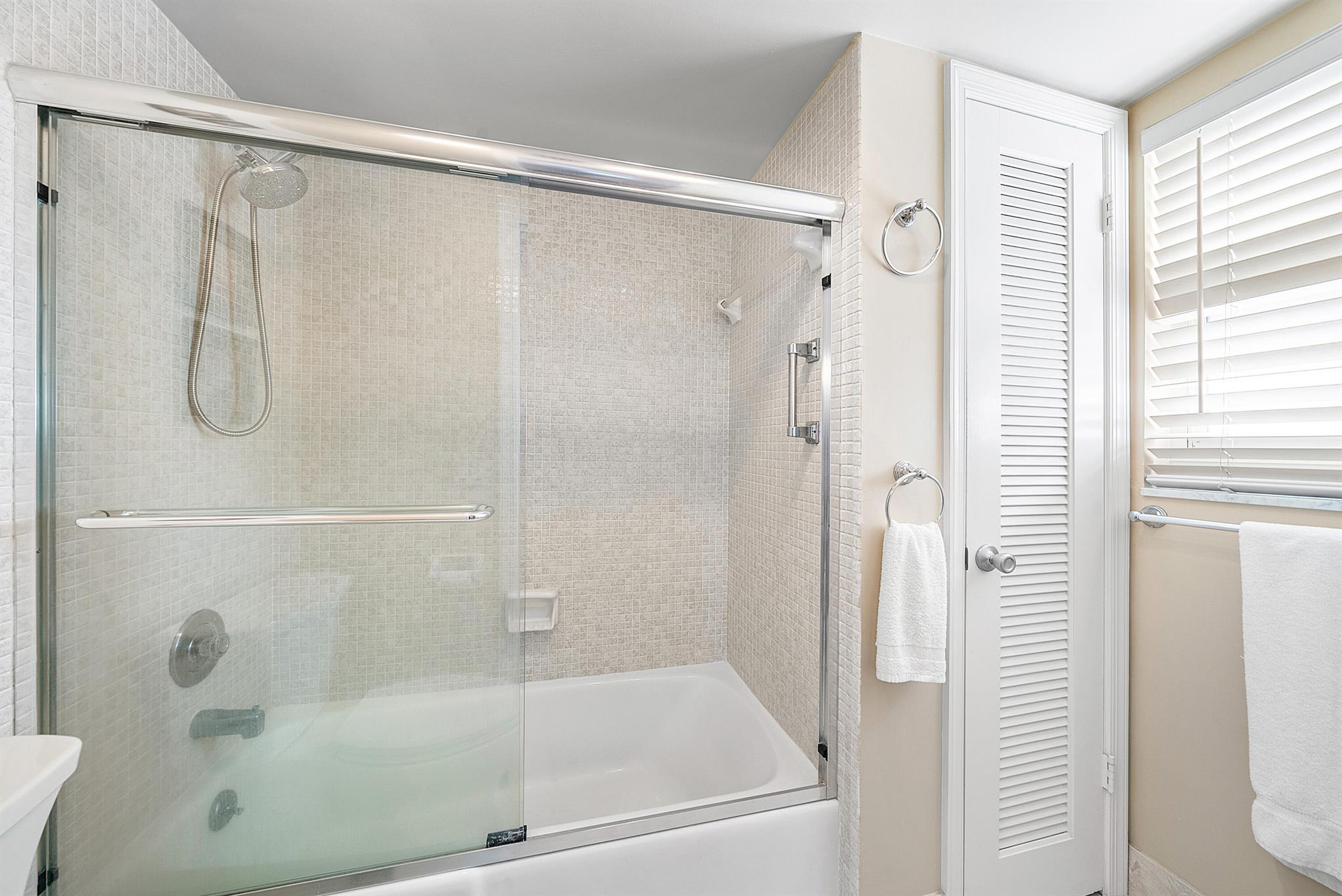 145 Atlantis 201 Boulevard 201