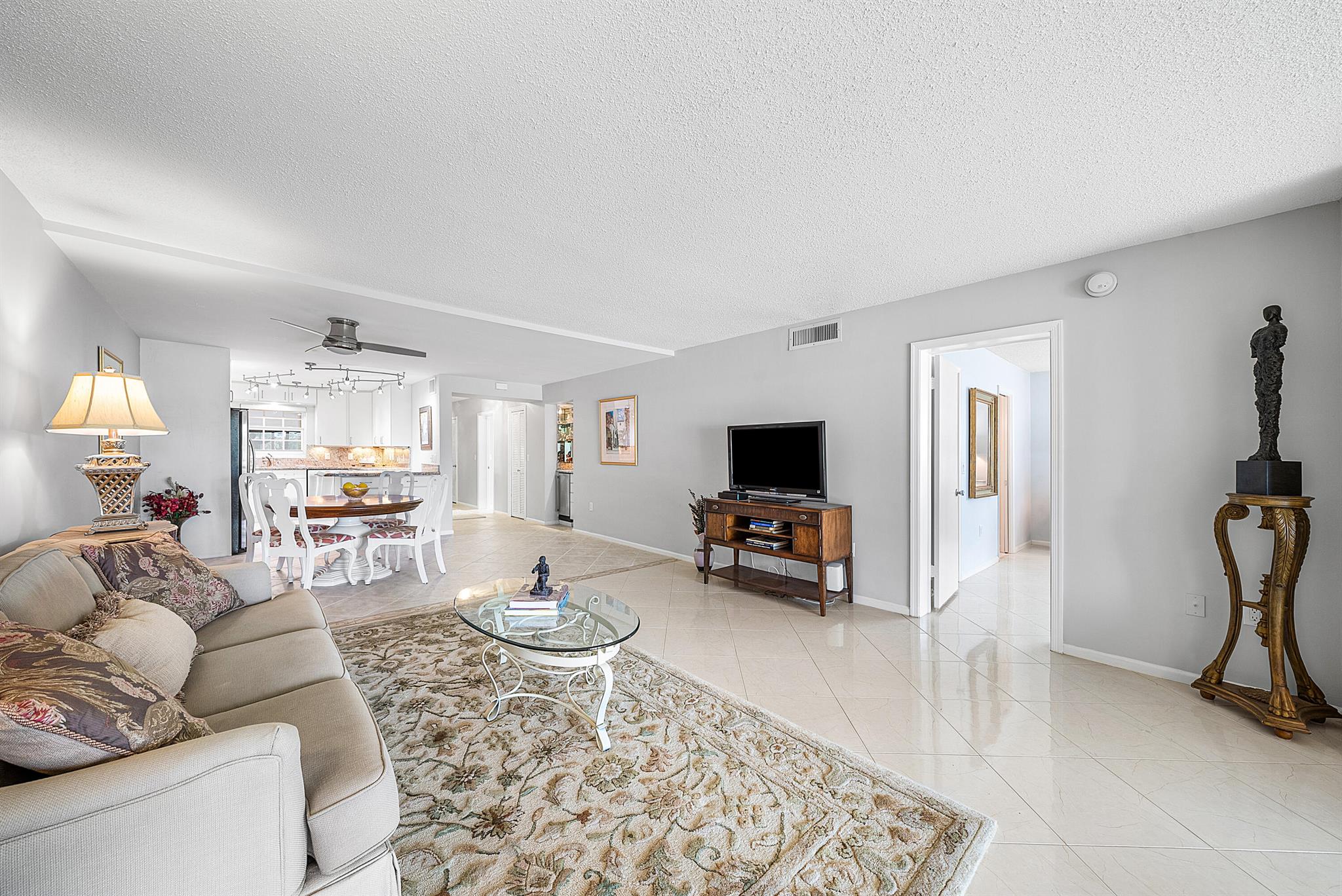 145 Atlantis 201 Boulevard 201