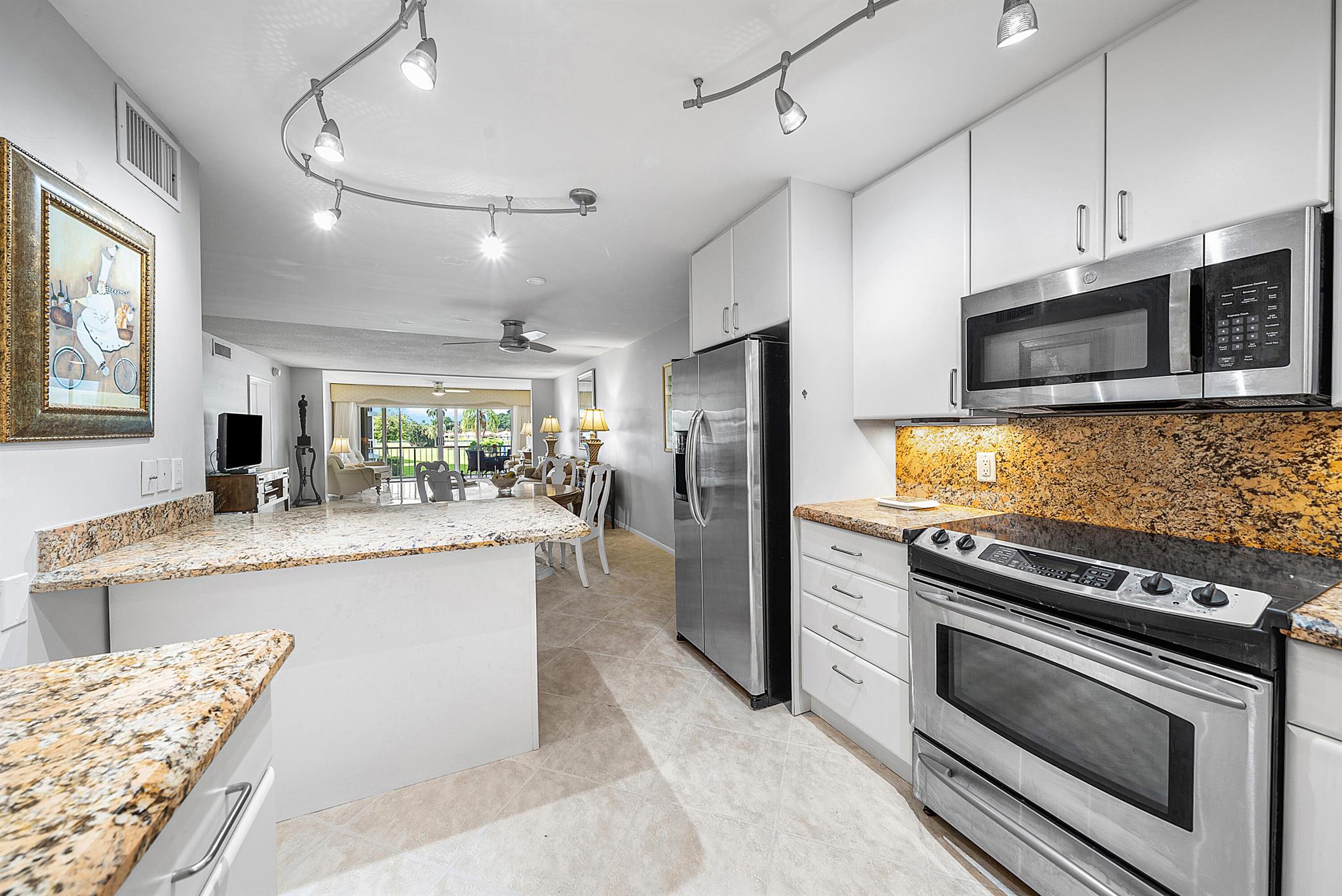 145 Atlantis 201 Boulevard 201