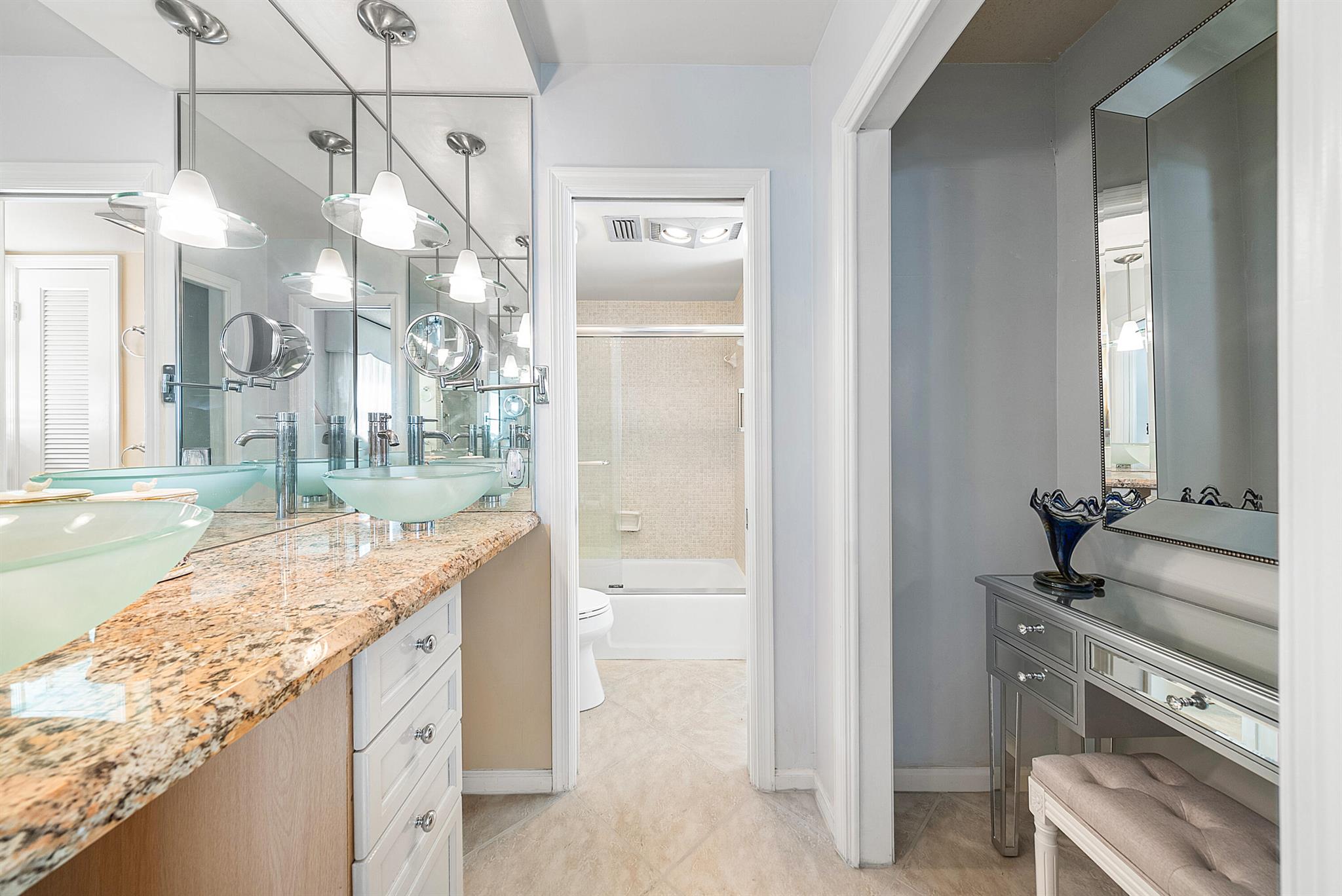 145 Atlantis 201 Boulevard 201