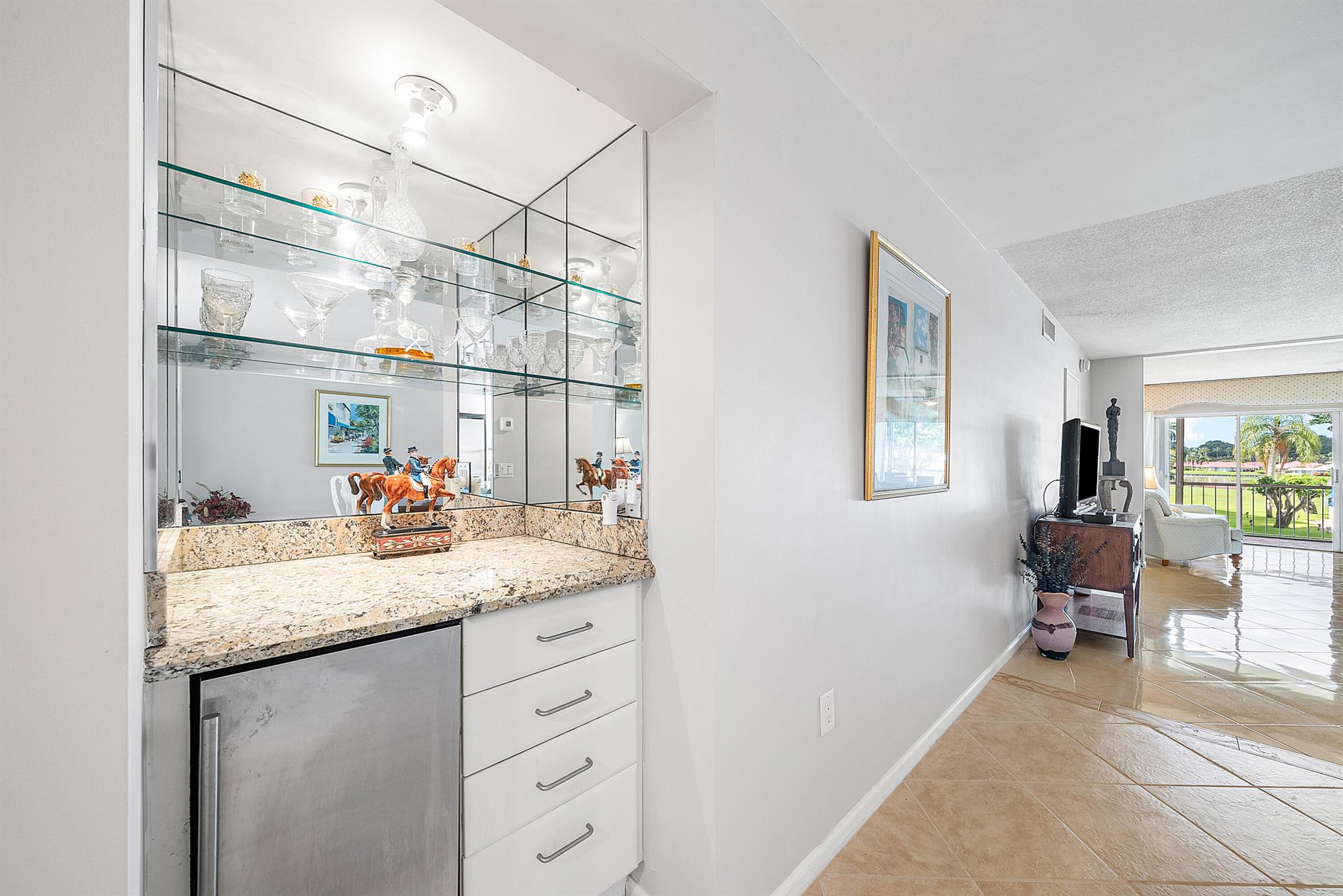 145 Atlantis 201 Boulevard 201