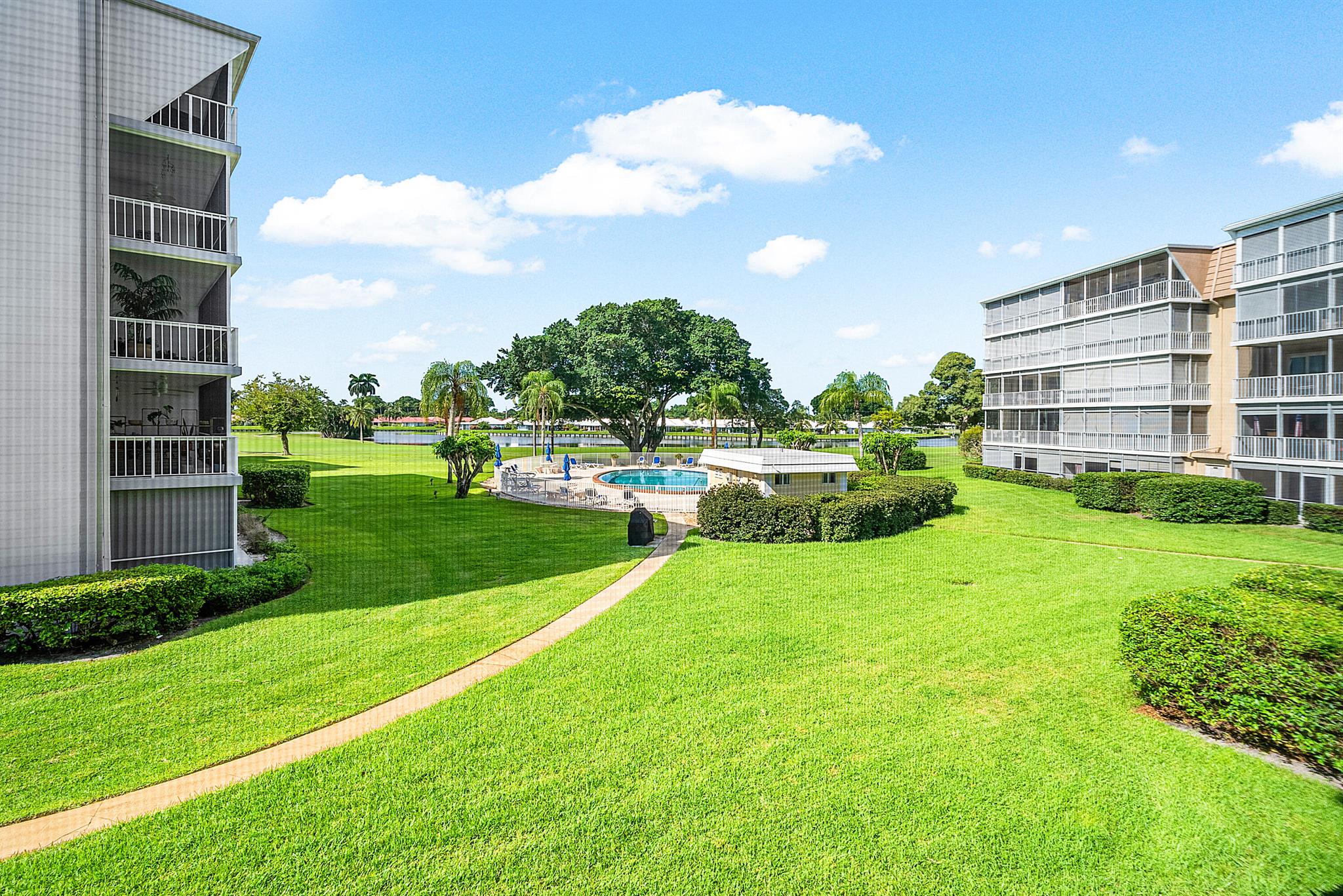 145 Atlantis 201 Boulevard 201