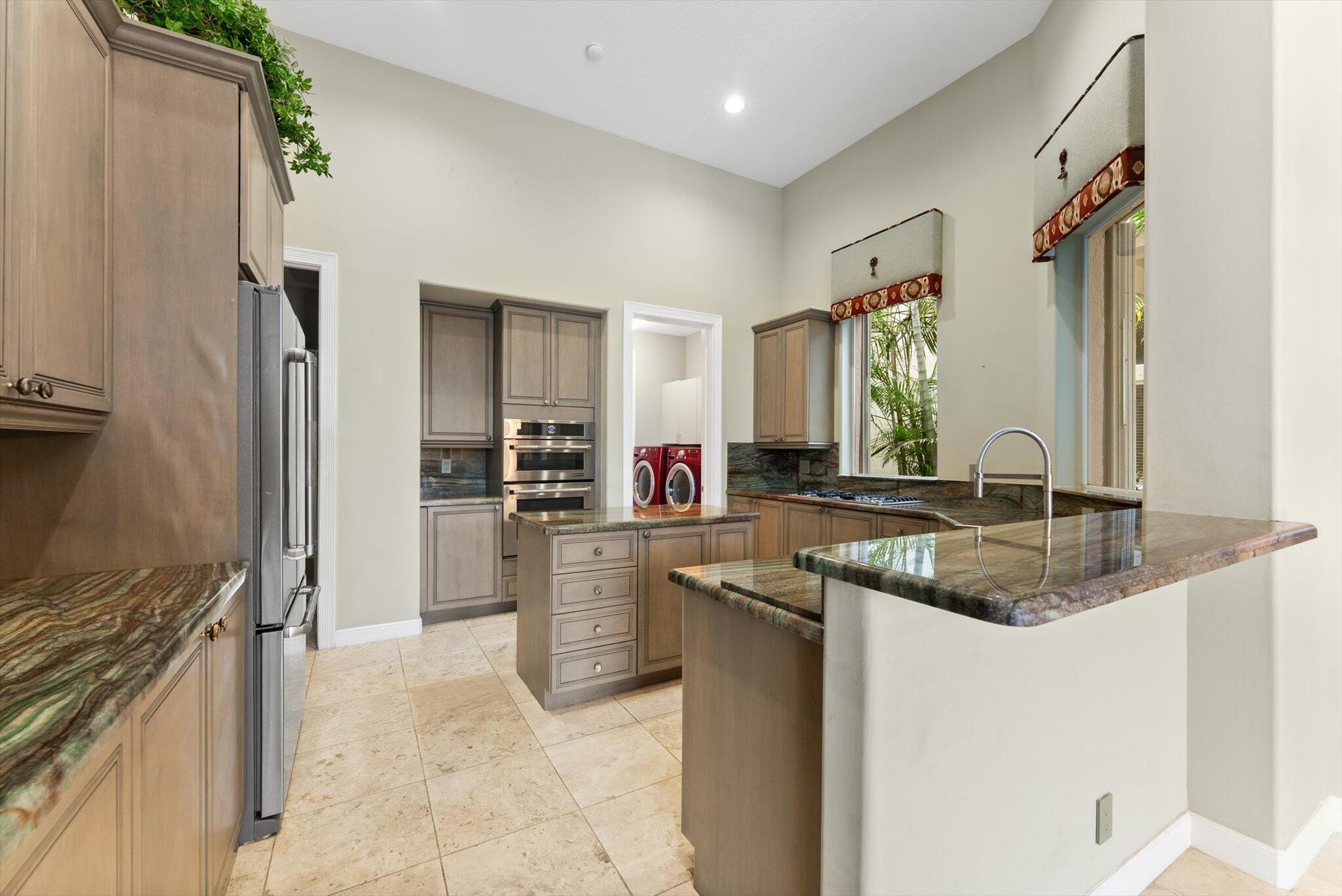 7081 Mallorca Crescent