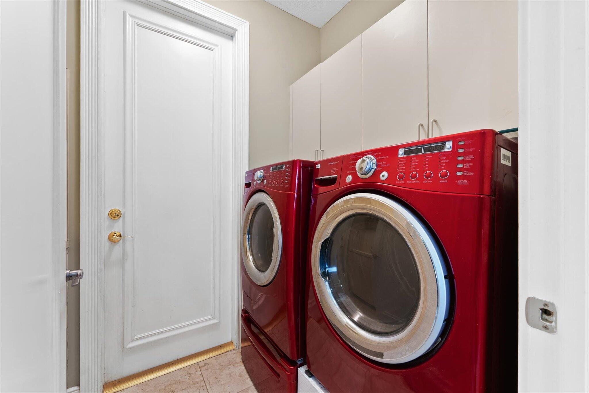 7081 Mallorca Crescent