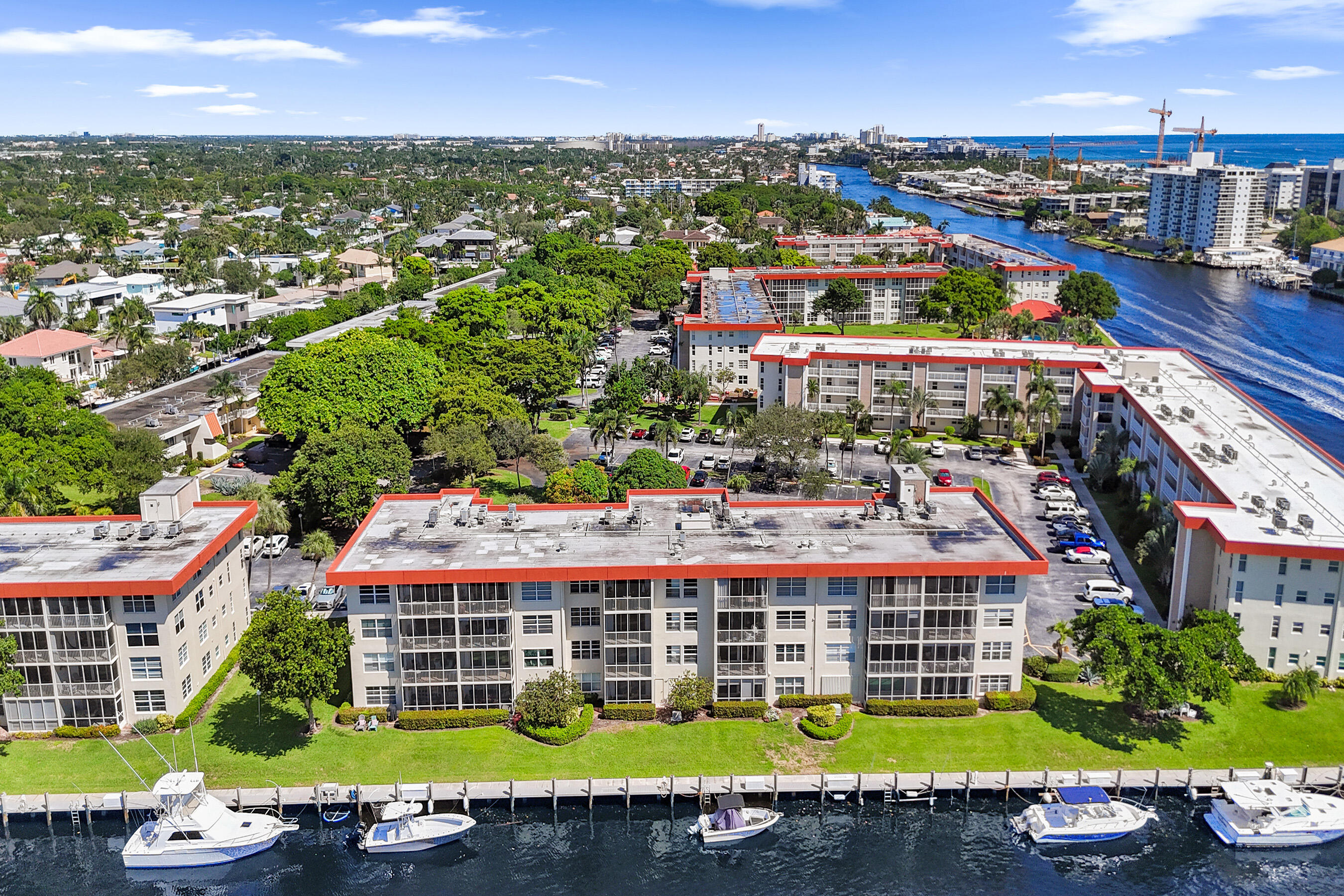 3050 NE 48th Court 303
