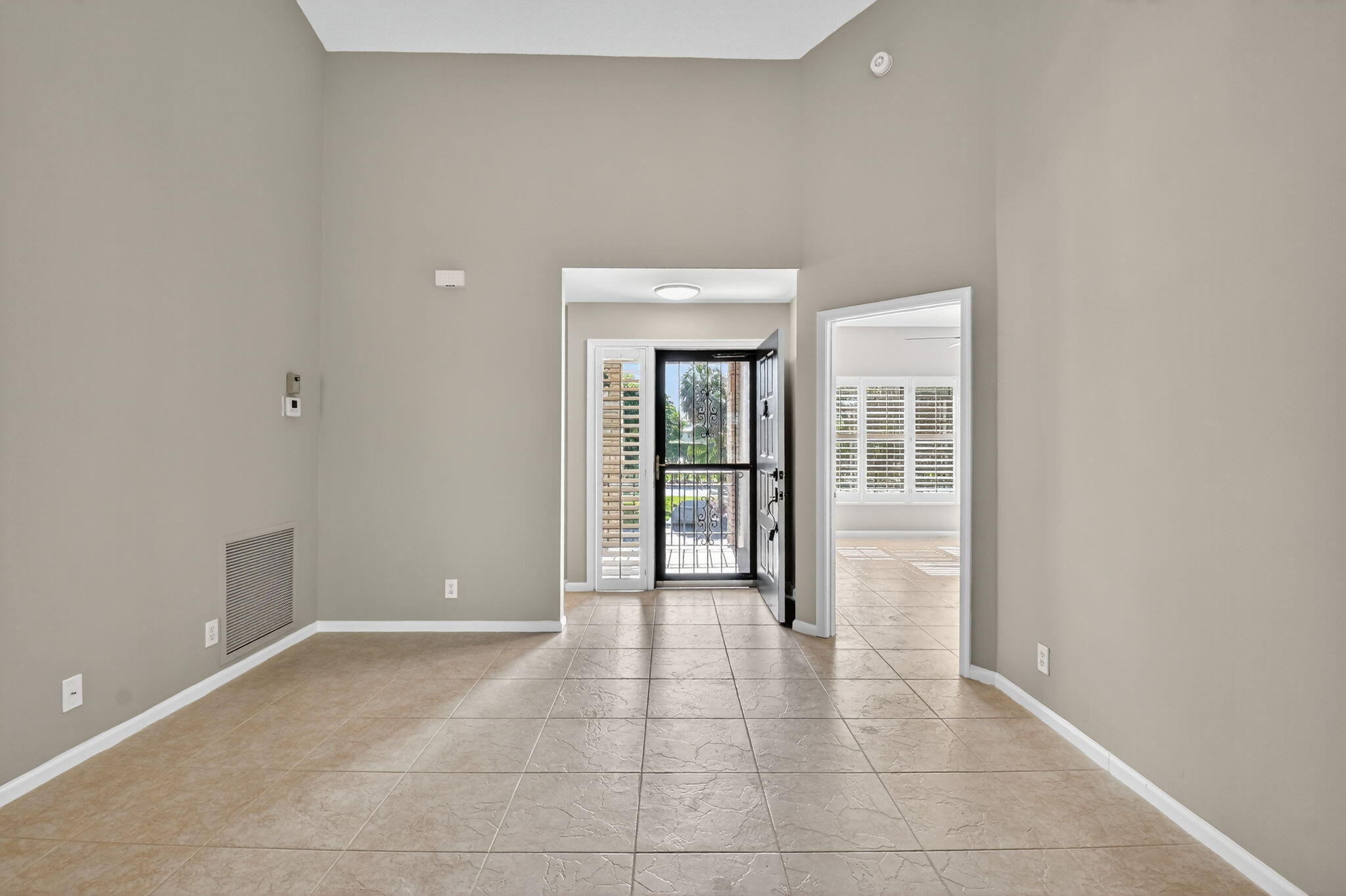 8041 Aberdeen Drive 202