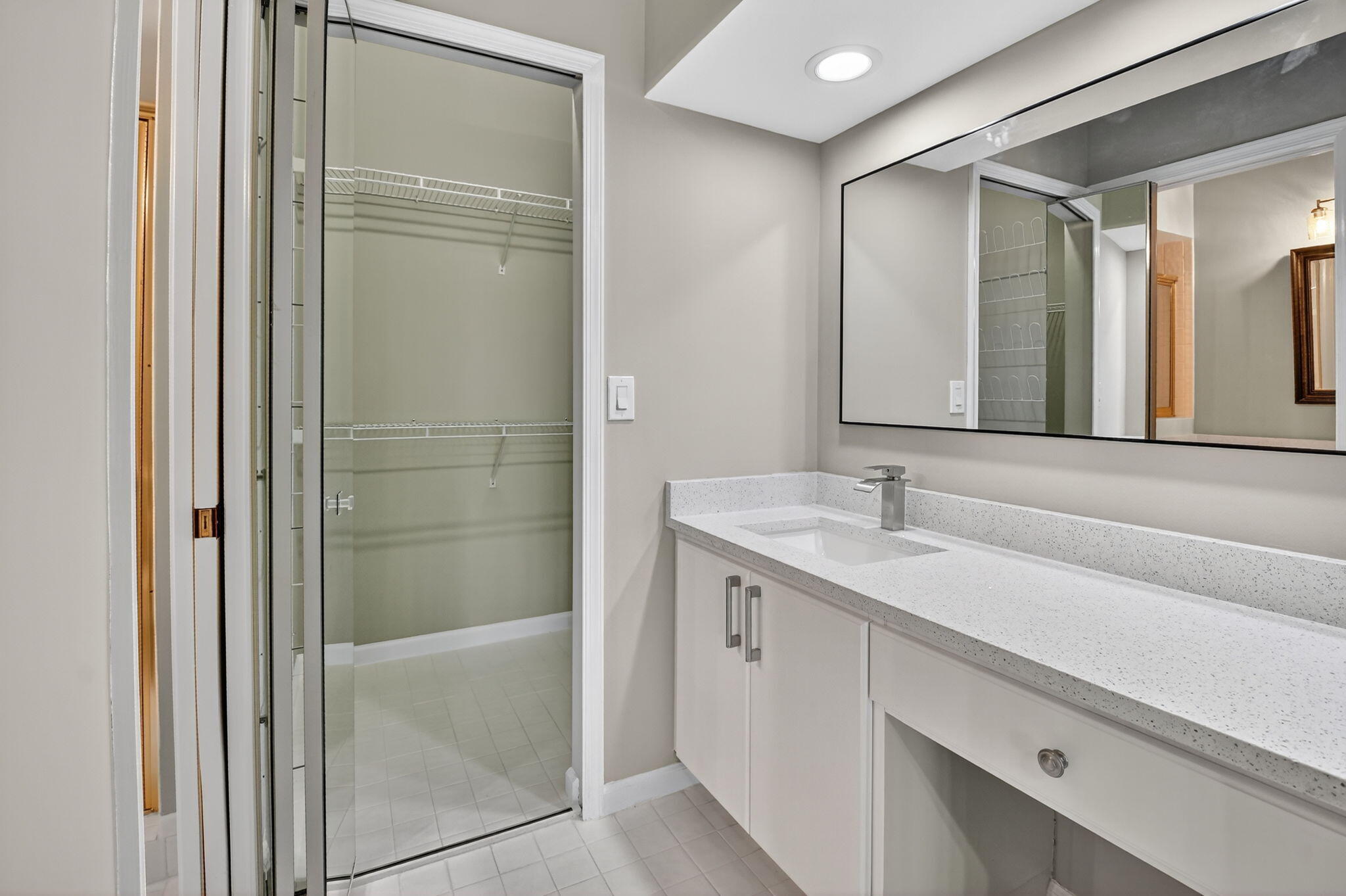 8041 Aberdeen Drive 202