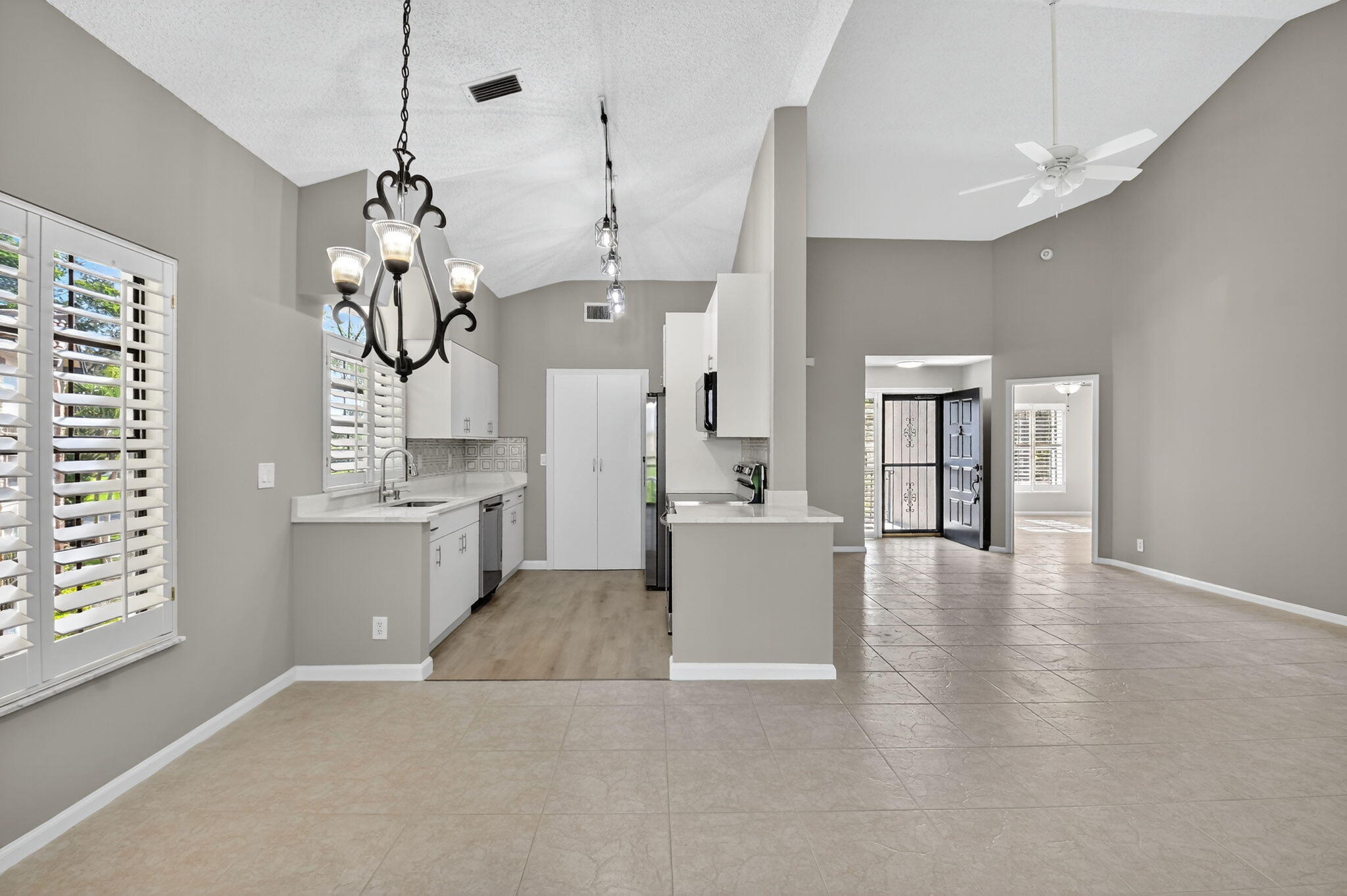 8041 Aberdeen Drive 202